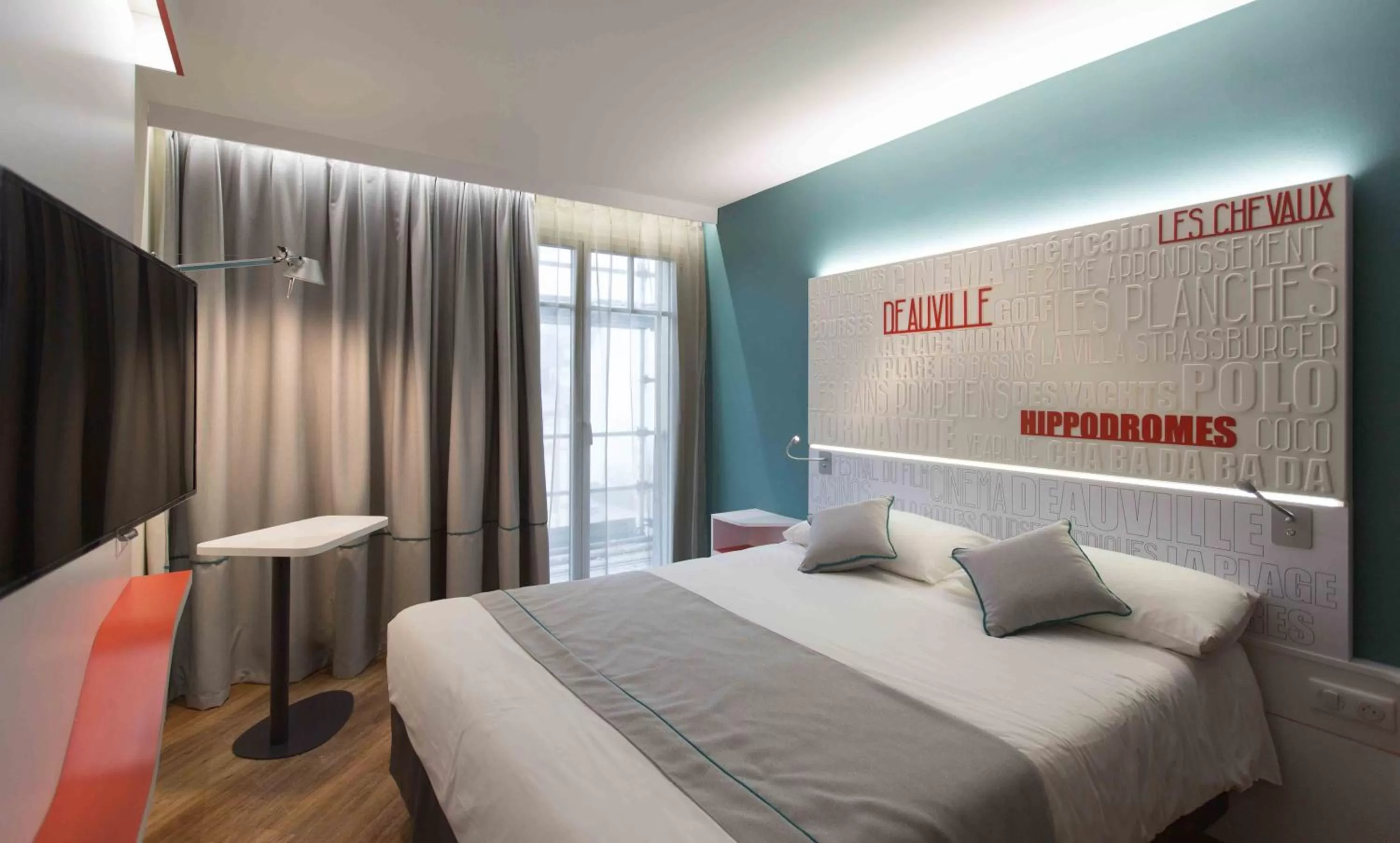 Photo of the whole room, Bed in ibis Styles Deauville Centre