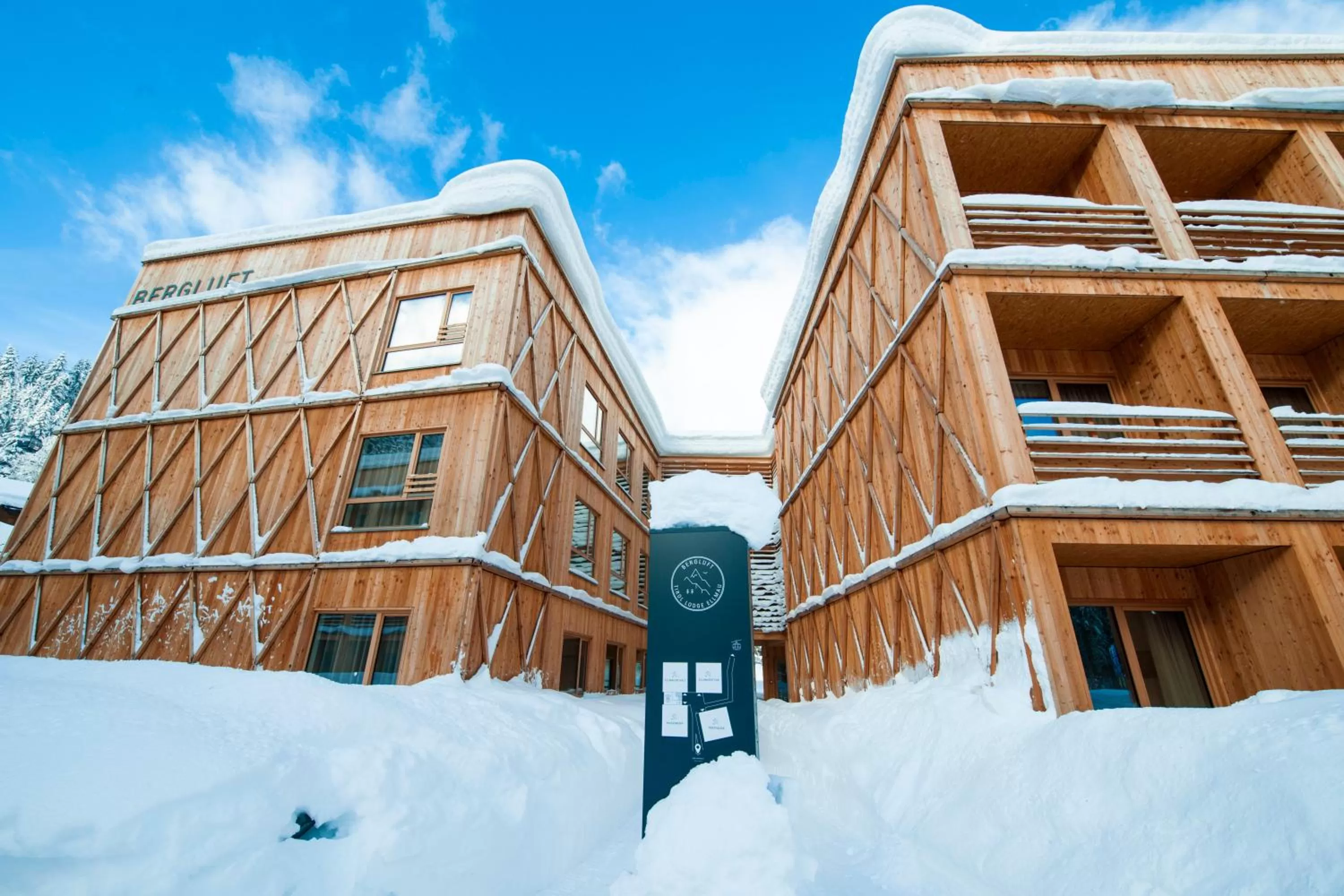 Property building in Tirol Lodge