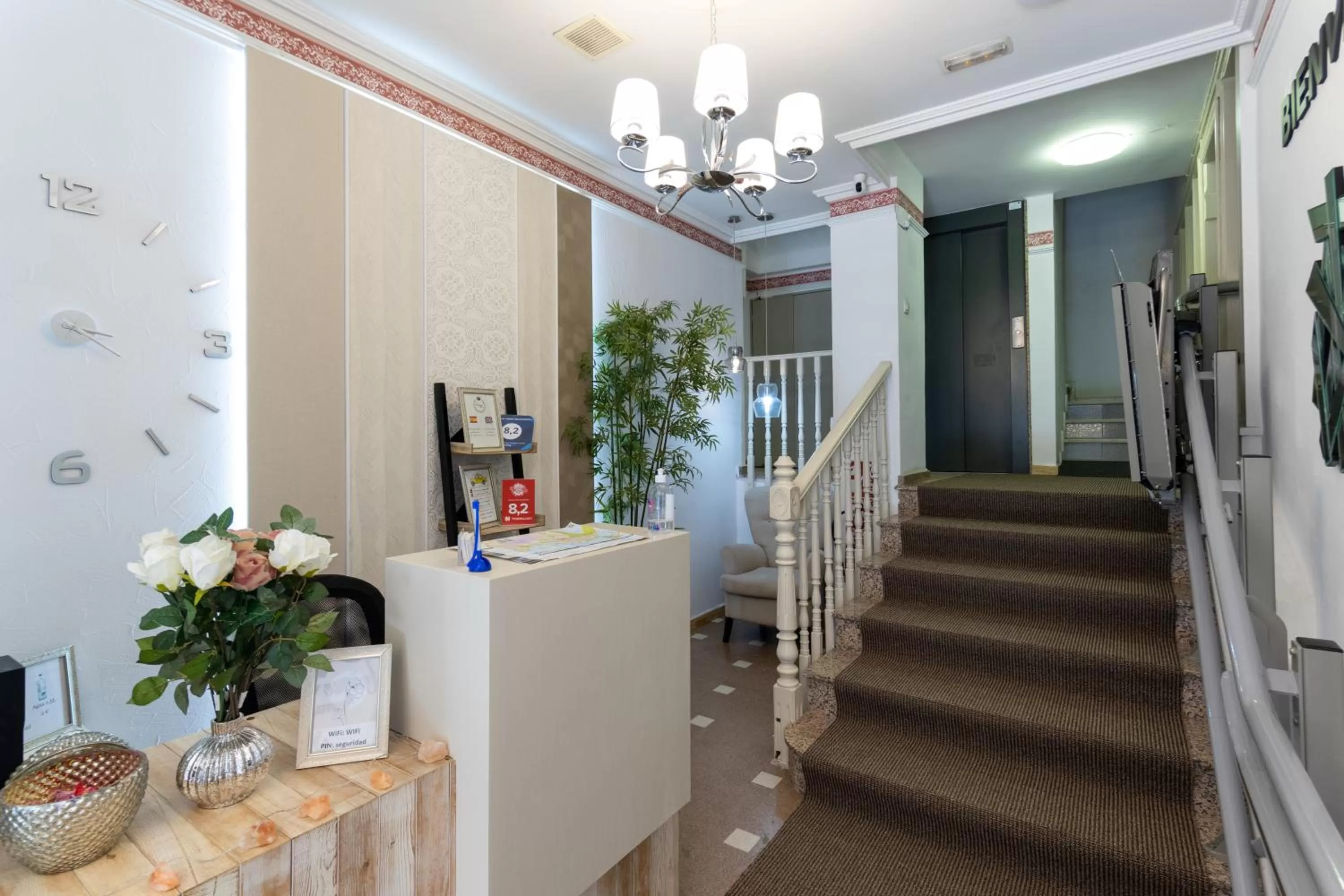 Lobby or reception in Unique Hotel Apartments