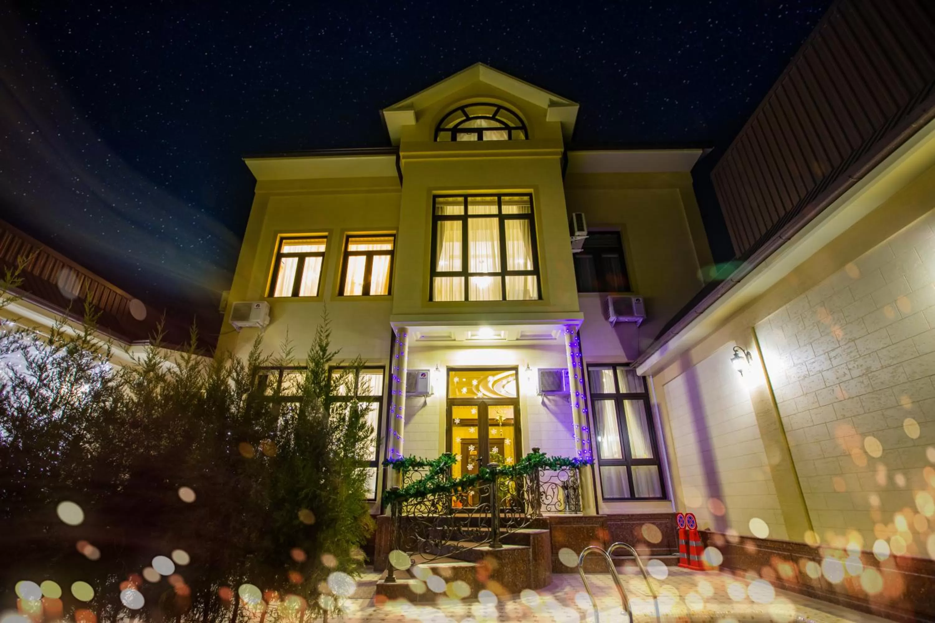 Property Building in Alliance Hotel Tashkent