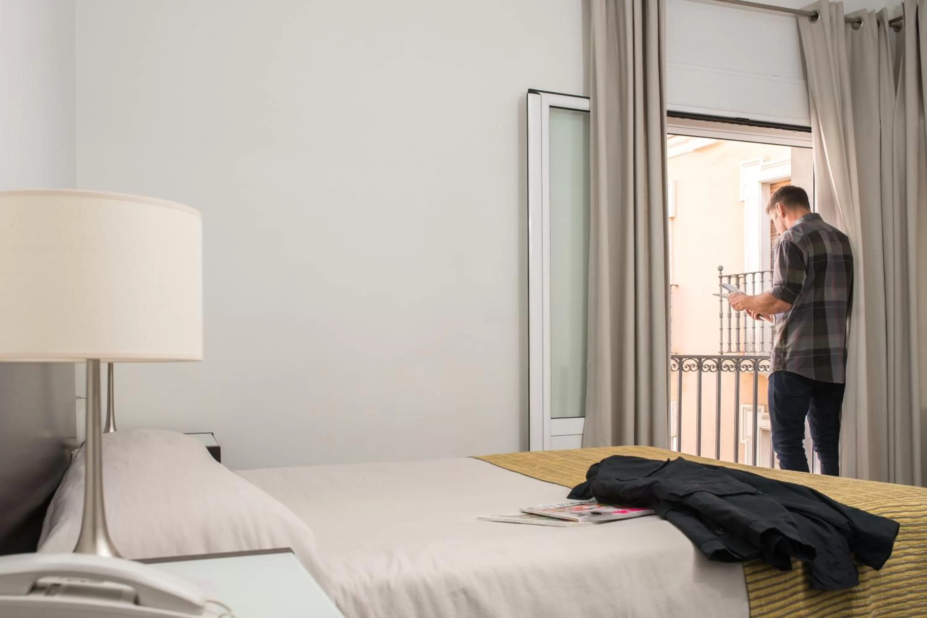 Photo of the whole room, Bed in Hotel Madrid de Sevilla by SHS