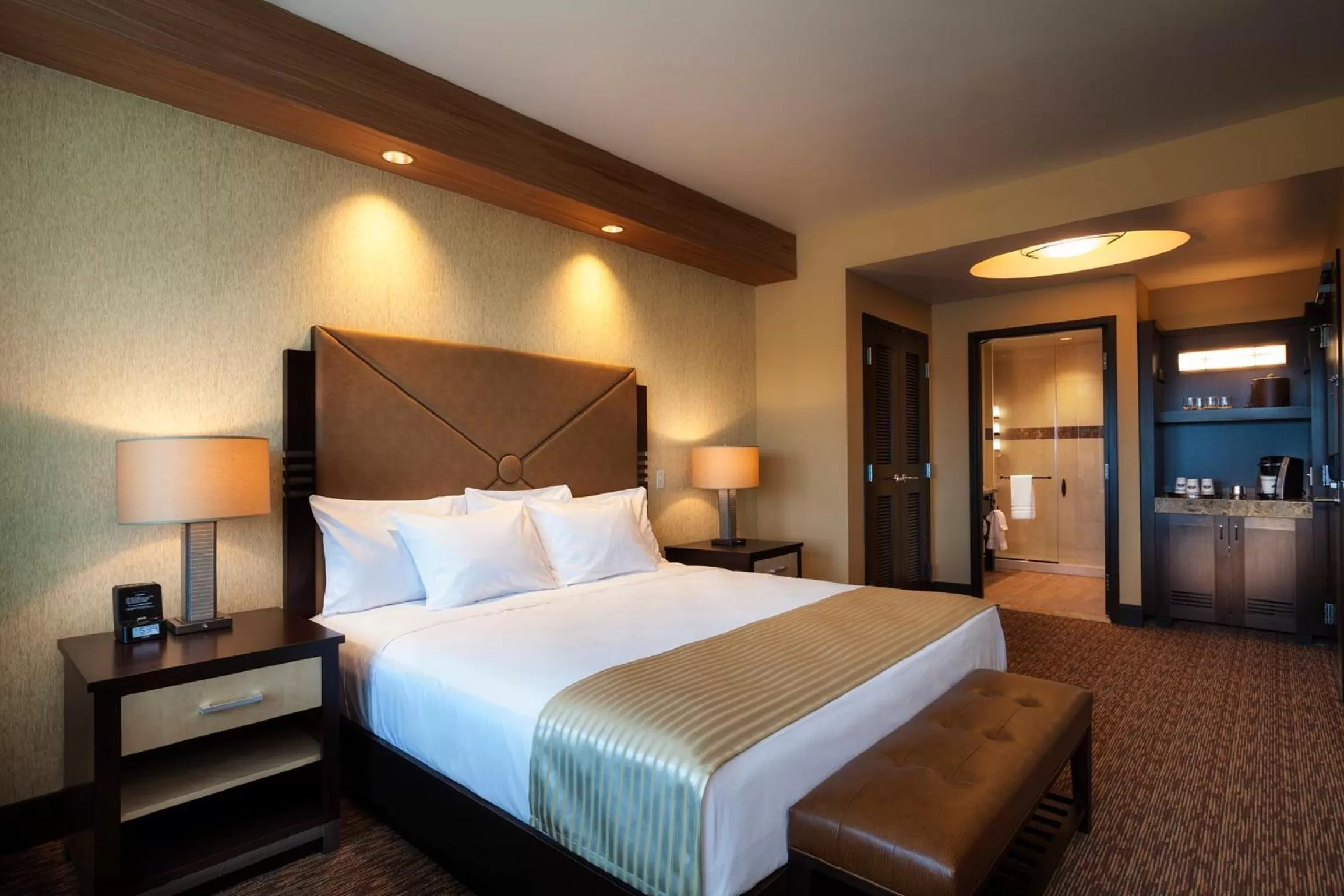 Bed in Twin Arrows Navajo Casino Resort