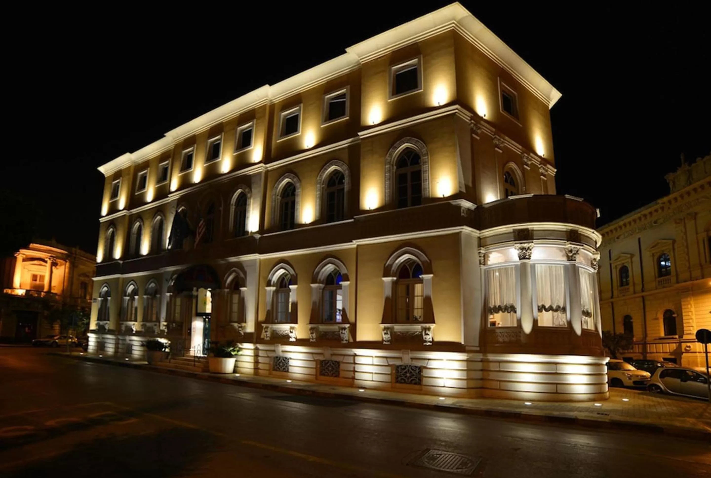 Facade/entrance in Grand Hotel Ortigia