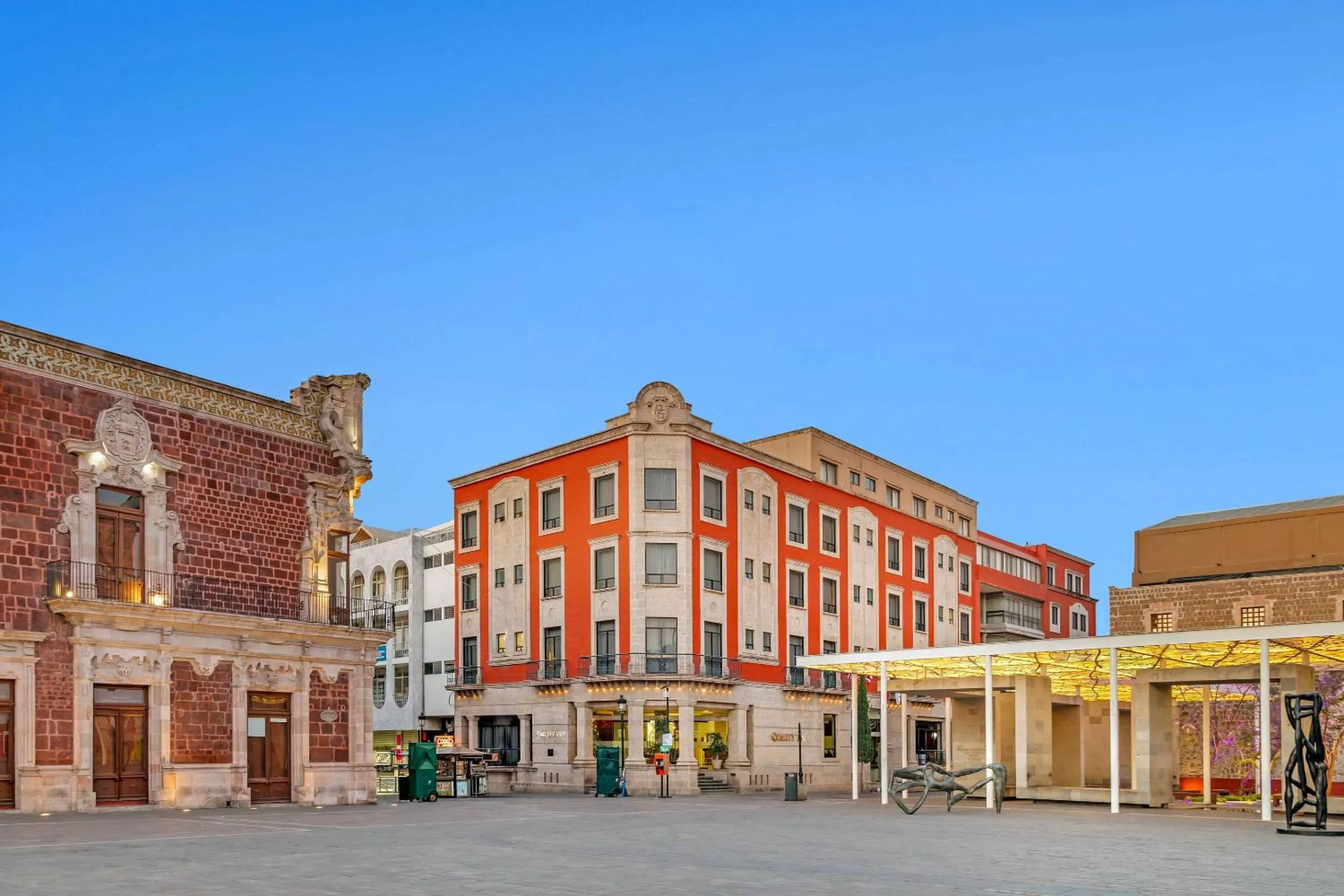 Property building in Quality Inn Aguascalientes