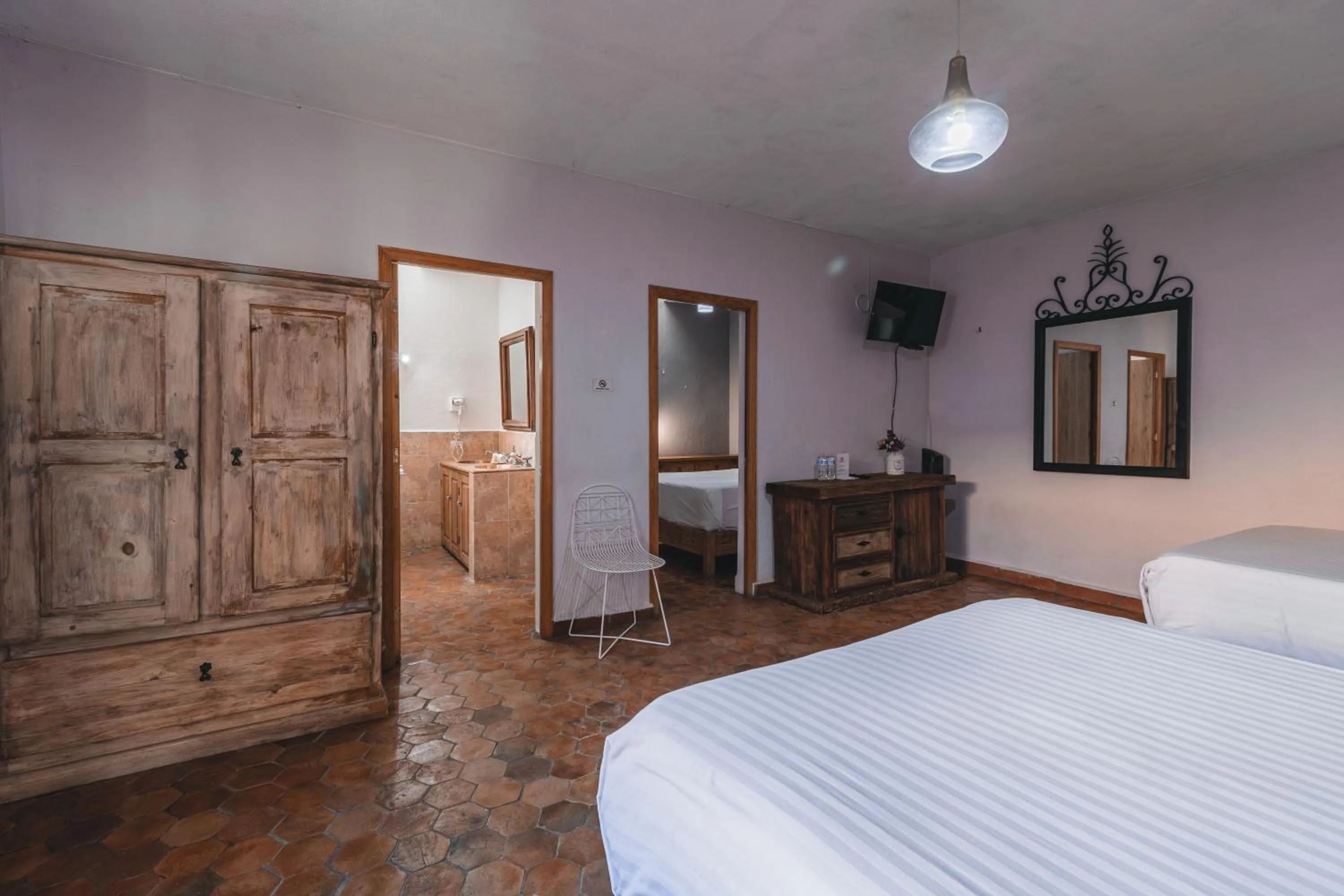 Photo of the whole room in Hotel Casa Santamaría