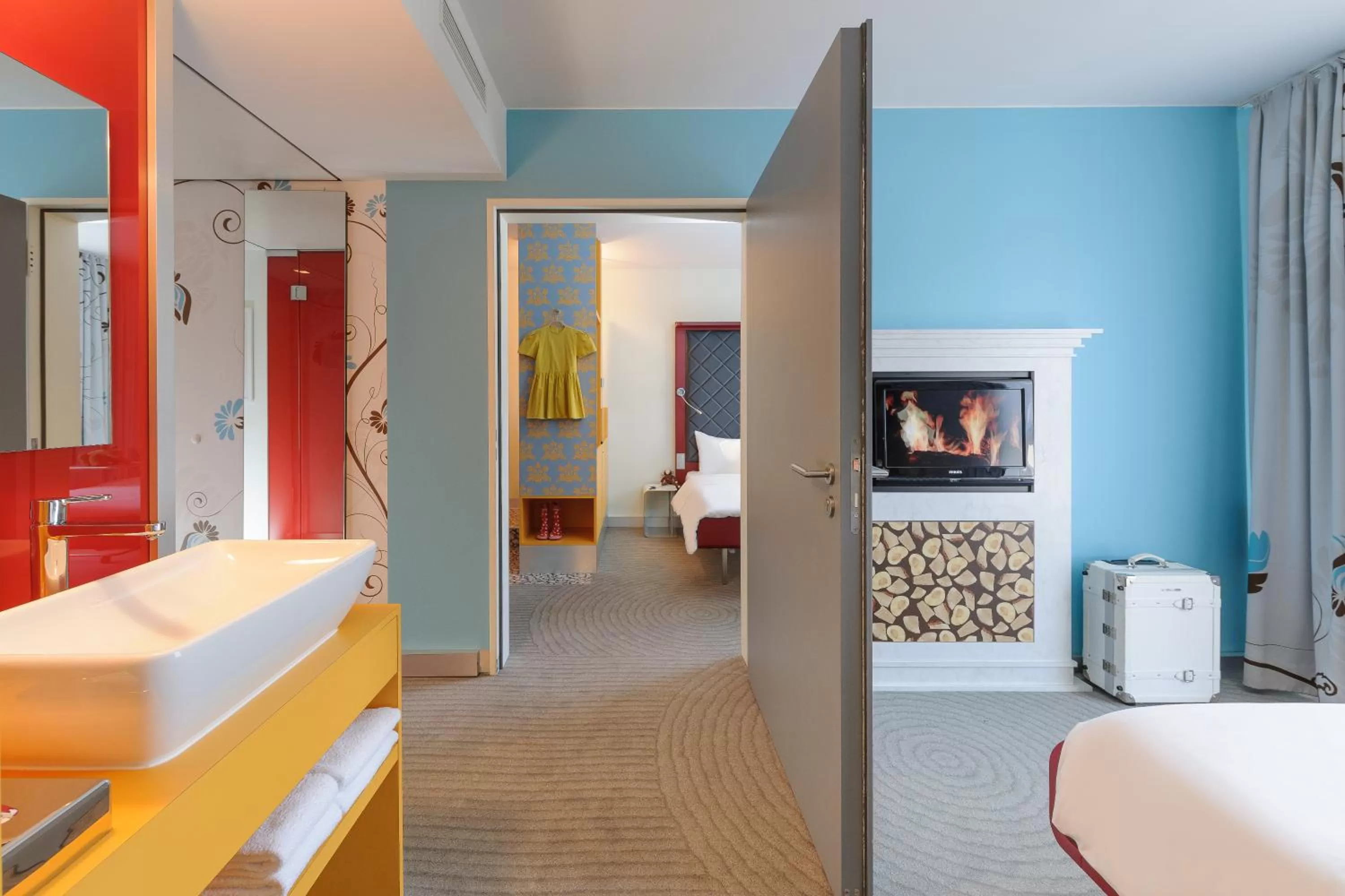 Bedroom, Bed in ibis Styles Hotel Berlin Mitte