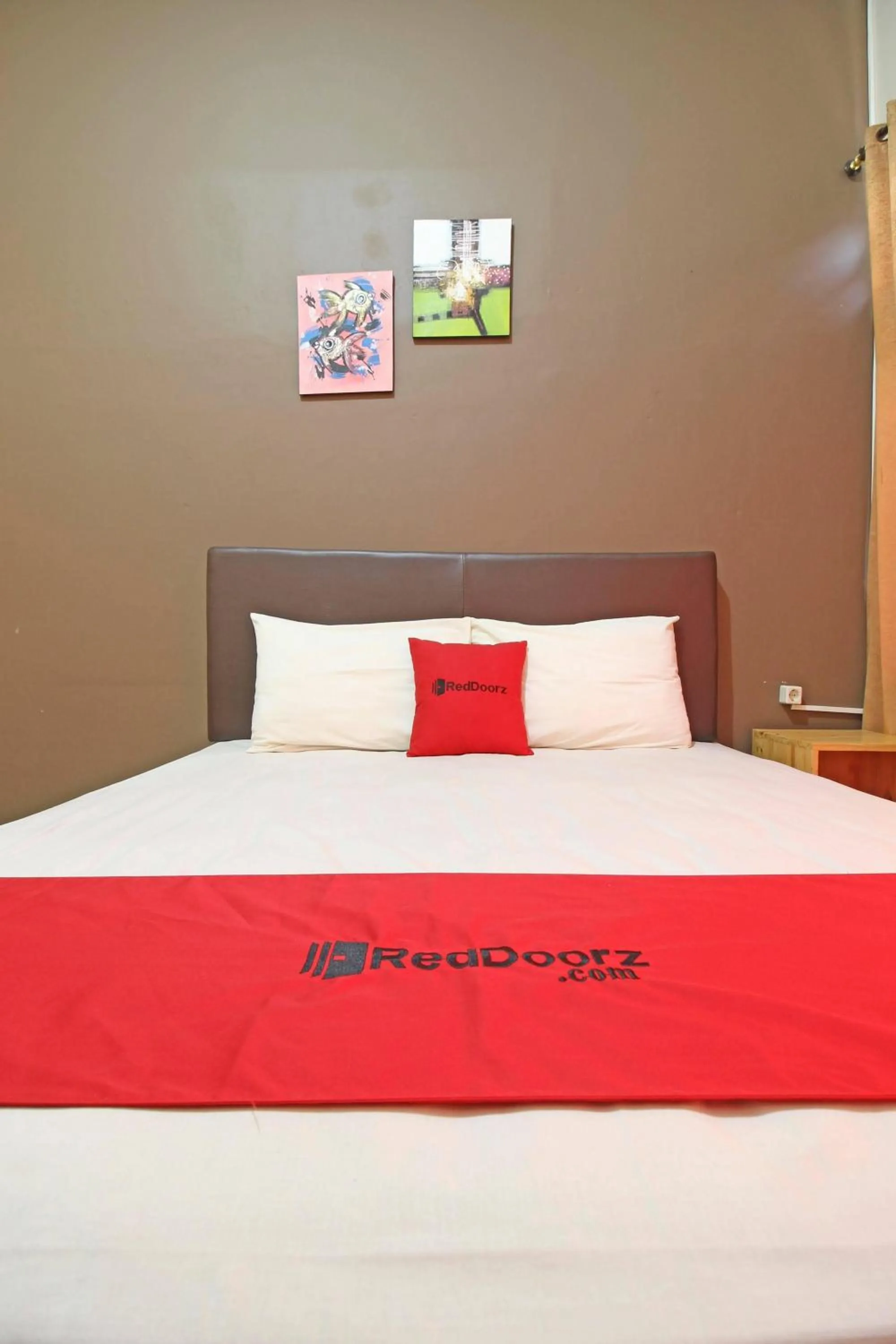 Bed in RedDoorz near Pojok Beteng Prawirotaman