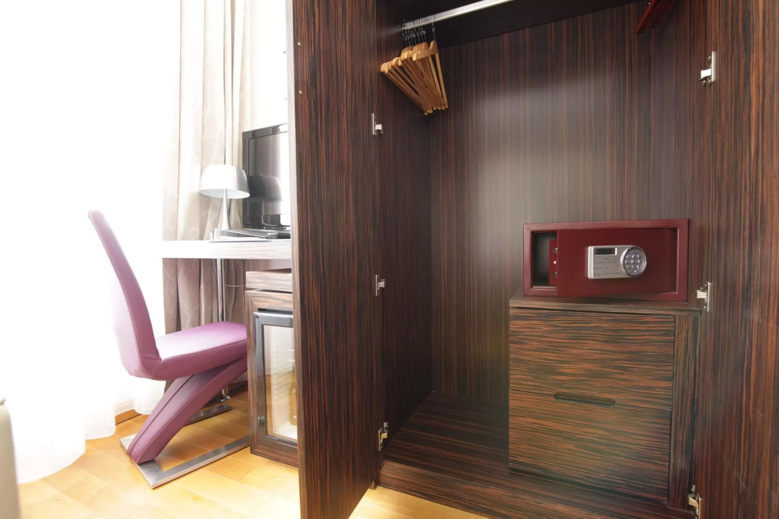 Decorative detail in Best Western Plus Hotel Arcadia