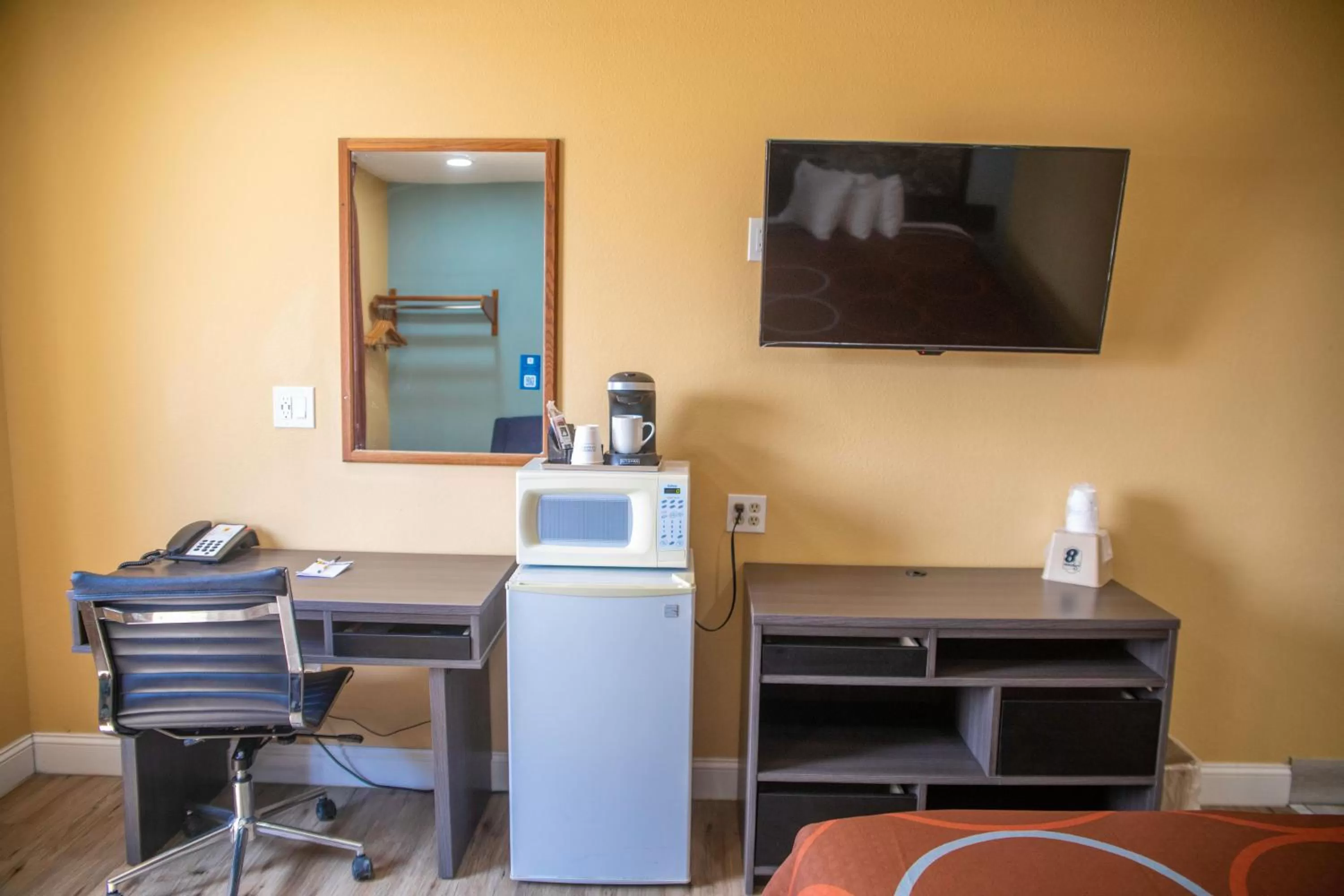 Super 8 by Wyndham Mountain Home