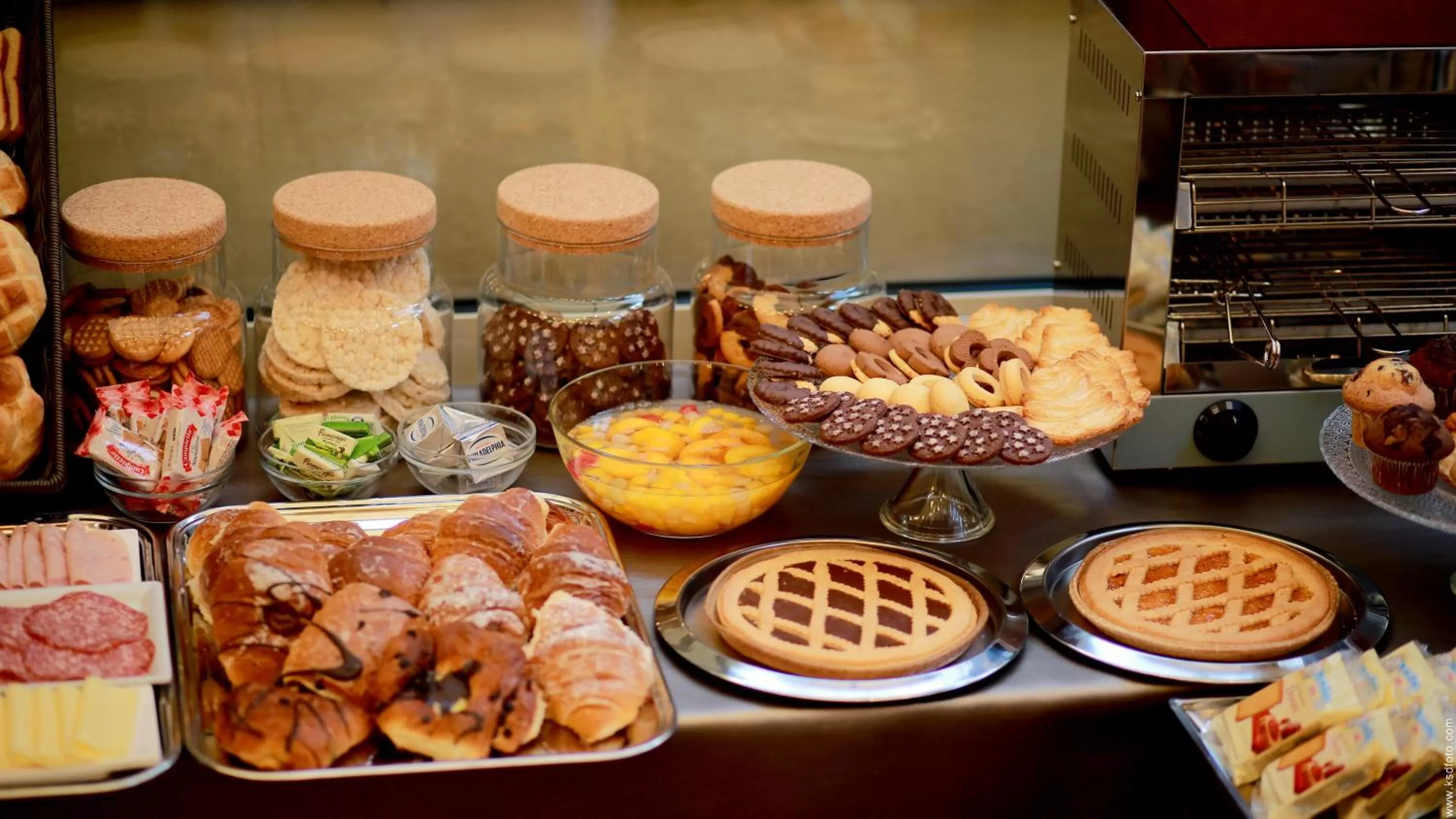 Breakfast in Hotel Giolitti Smart