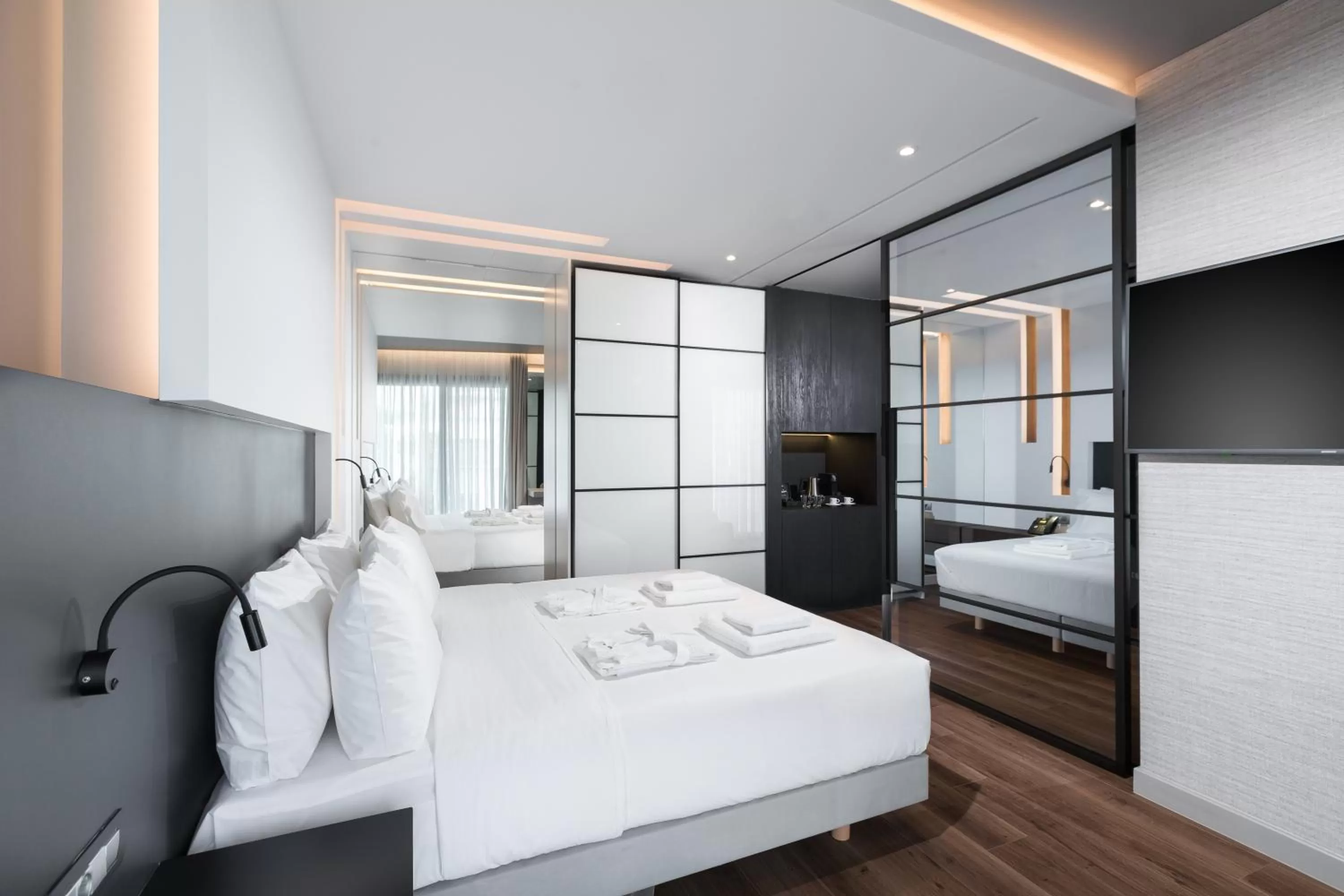 Bed in Ivis 4 Boutique Hotel