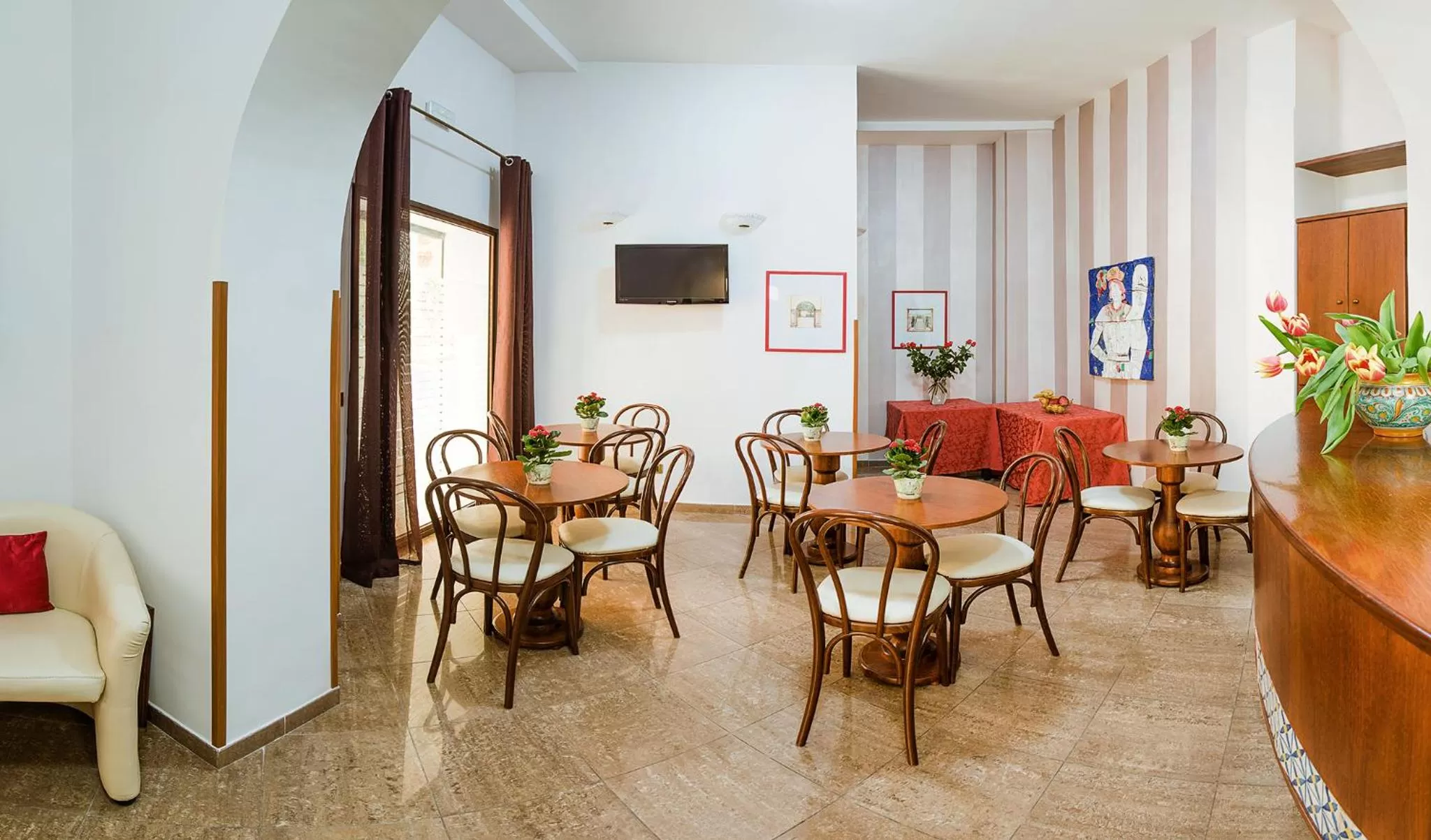 Communal lounge/ TV room in Garibaldi Relais