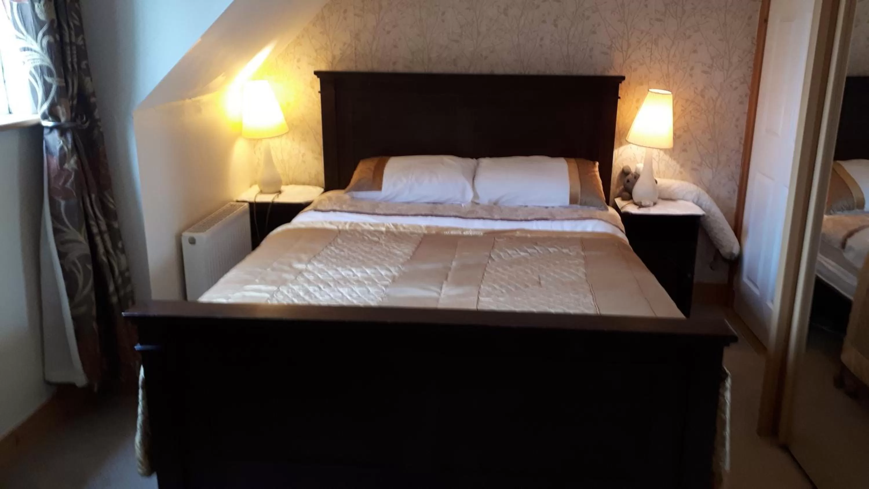 Bed in Annaswood B&B