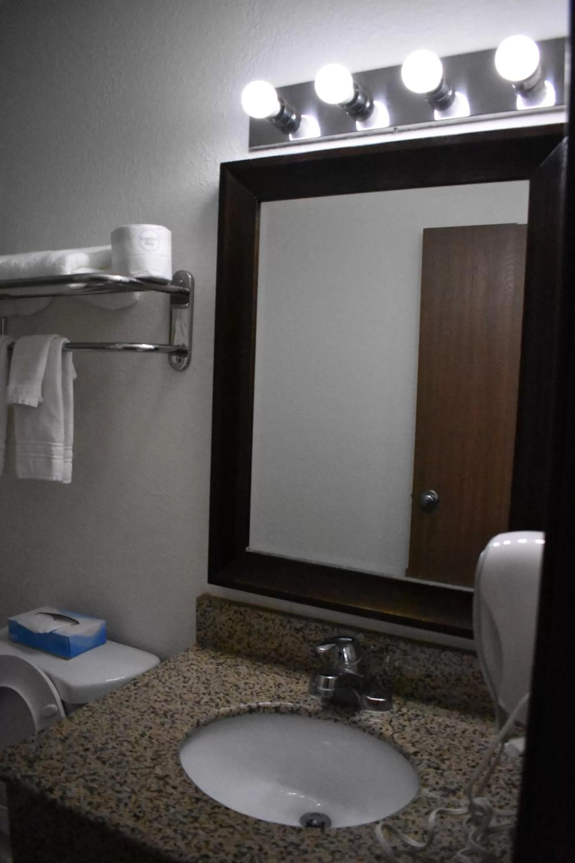 Super 8 by Wyndham La Vale/Cumberland Area