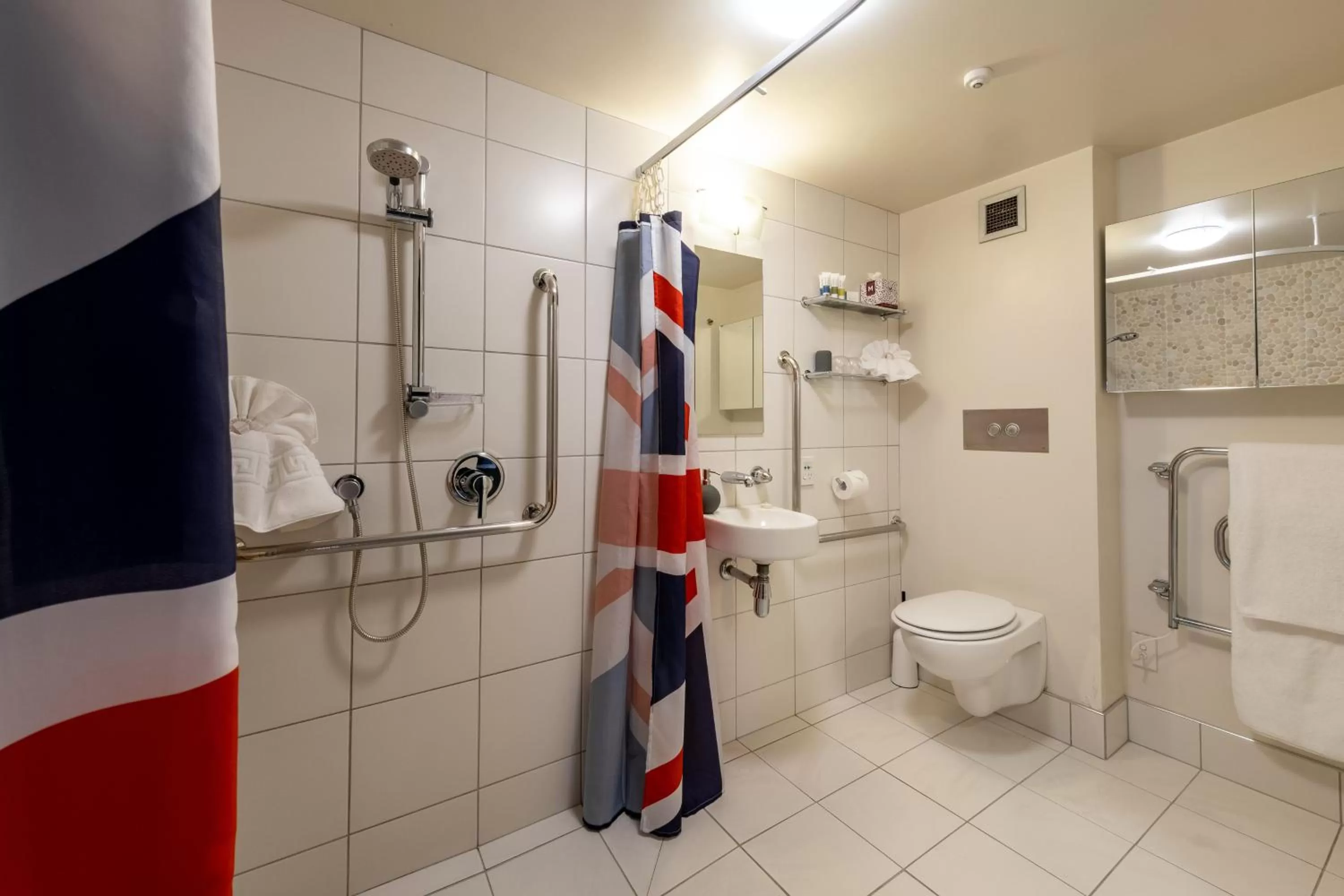 Bathroom in Hotel D'urville Blenheim