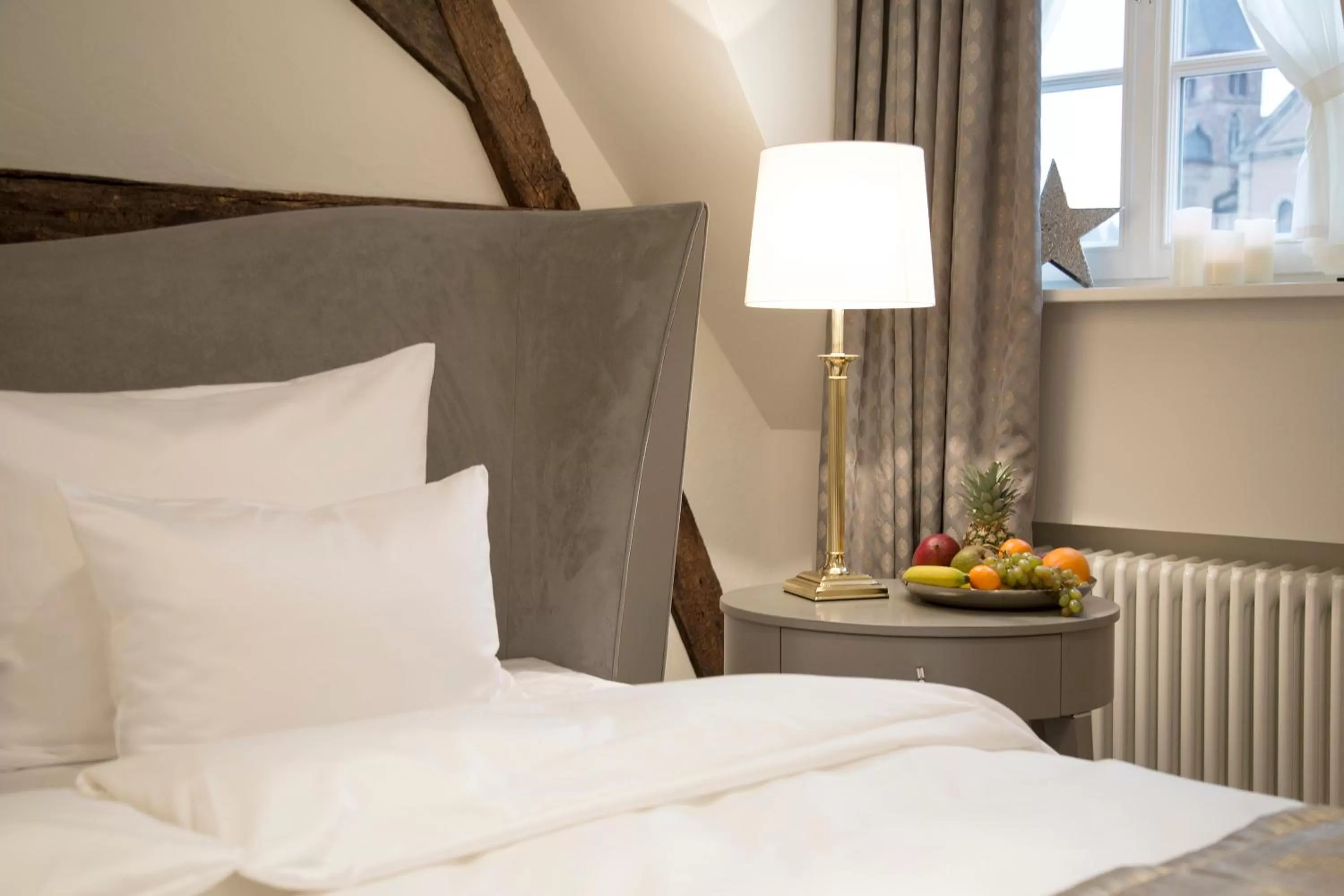 Bed in Romantik Hotel Zur Glocke