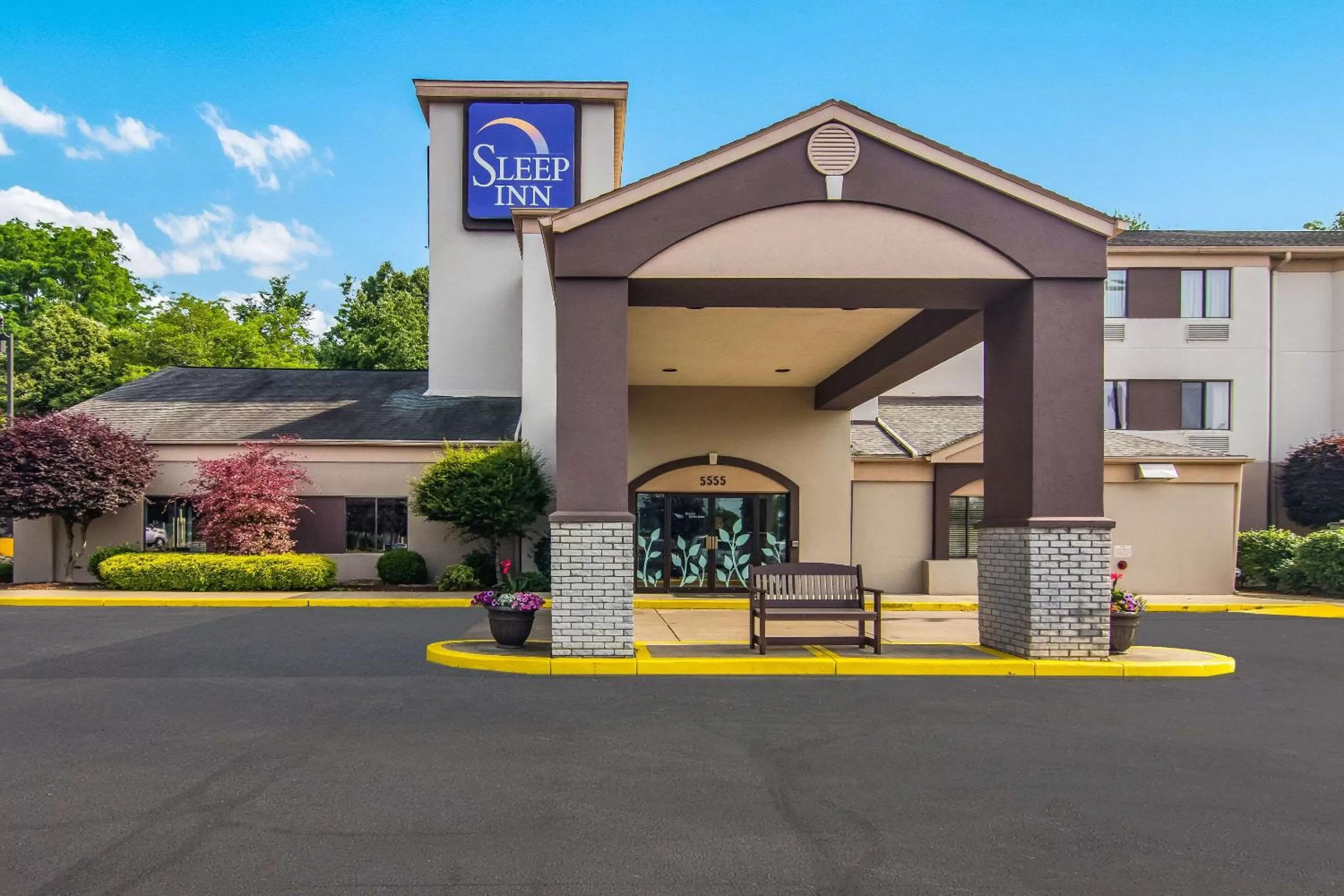 Property building in Sleep Inn Austintown - Youngstown, West