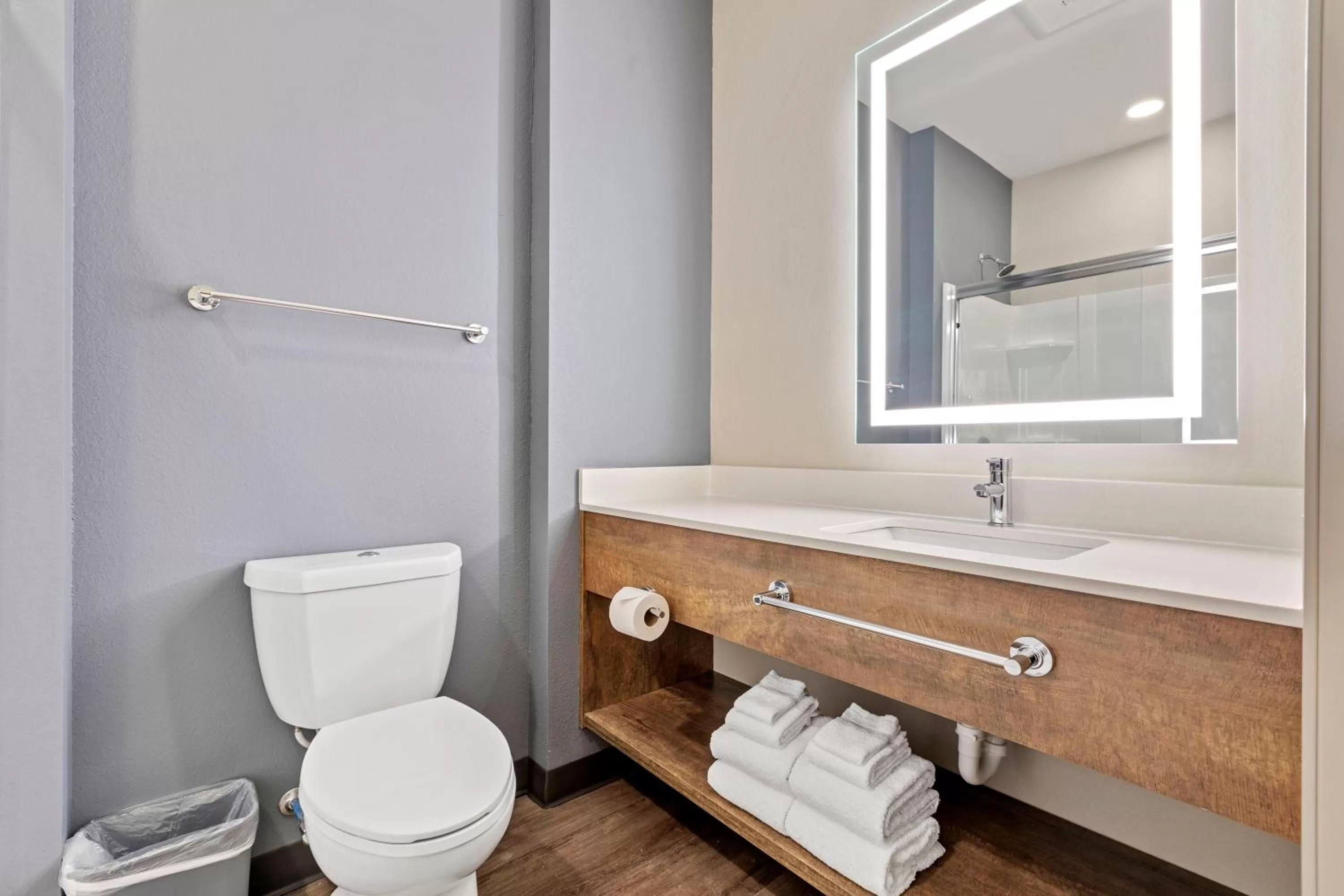 Bathroom in Extended Stay America Premier Suites - Orlando - Sanford