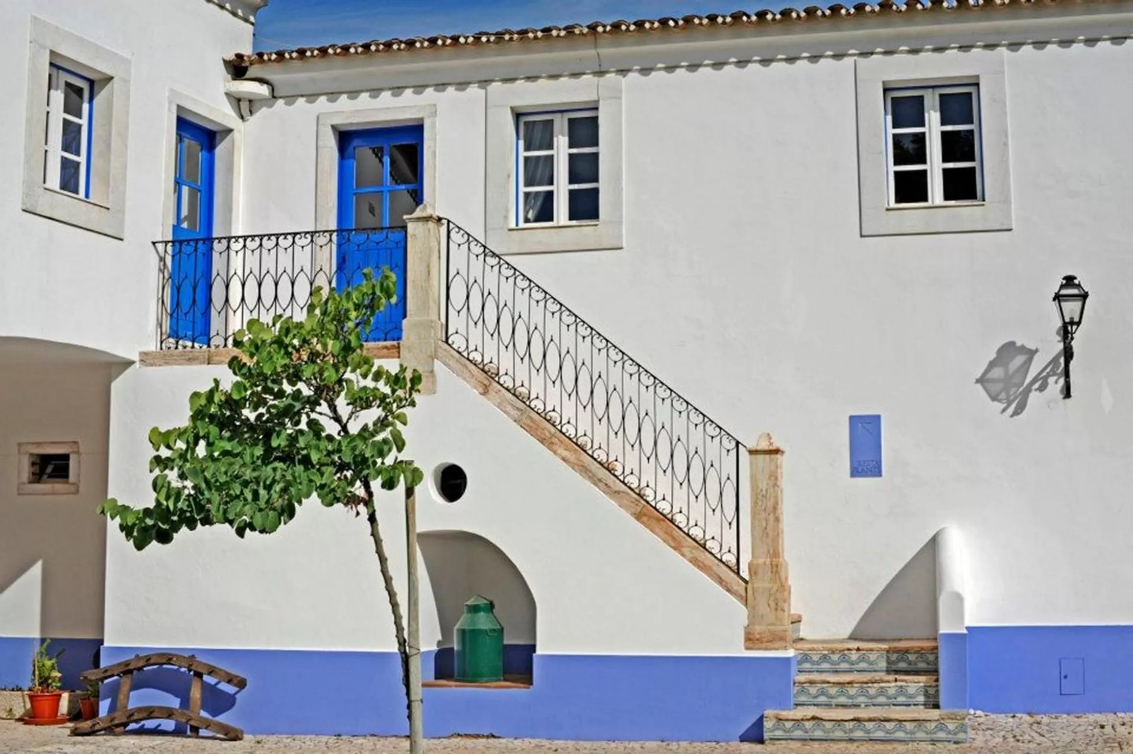 Facade/entrance in Hotel Rural Monte Da Rosada