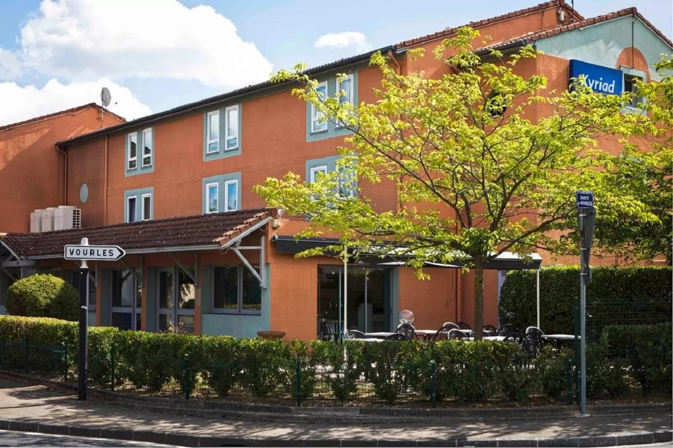 Property building in Kyriad Lyon Sud - Saint Genis Laval