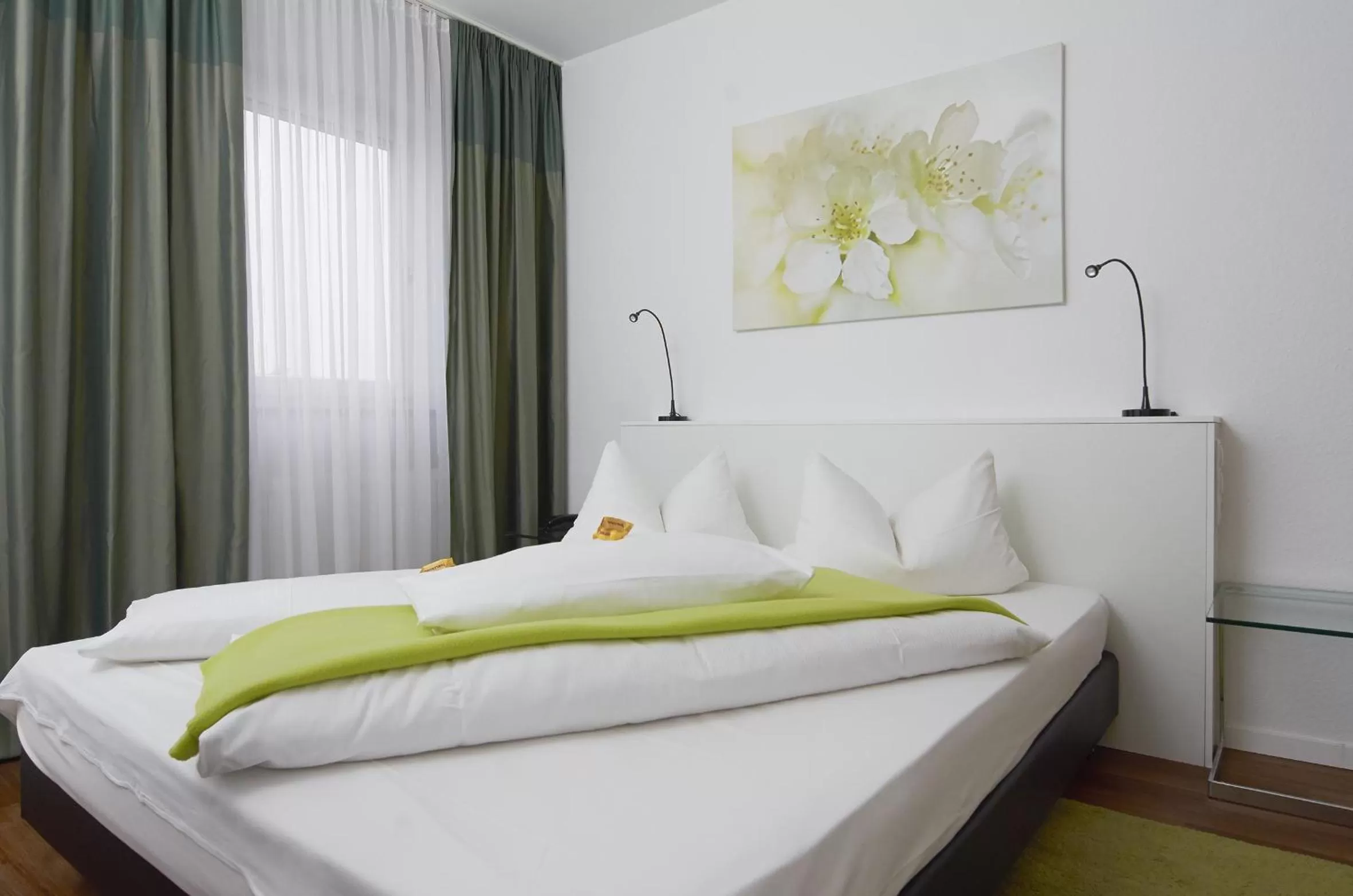 Bed in Gartenstadt Hotel