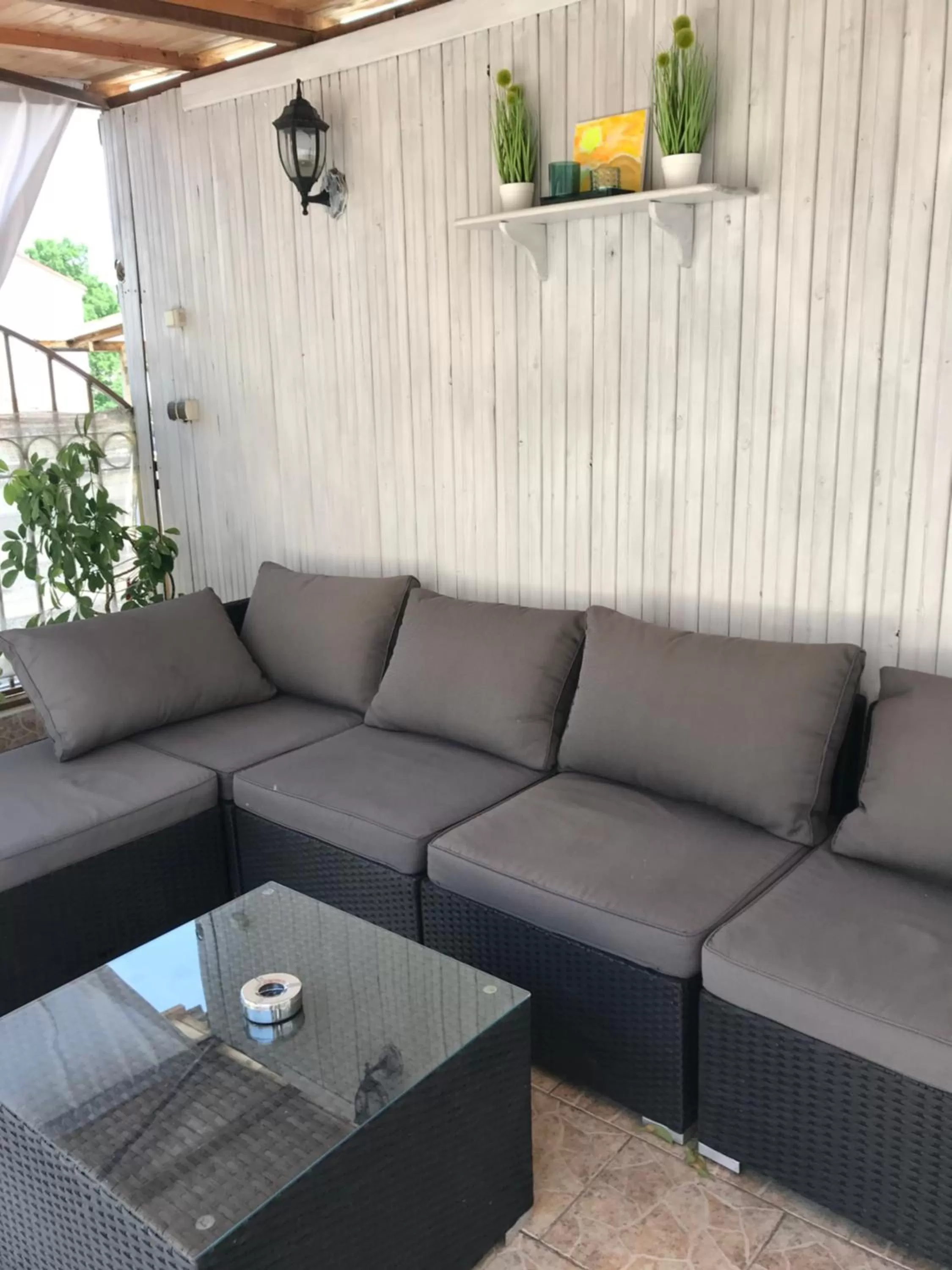 Balcony/Terrace, Seating Area in White Rose Family Guest House
