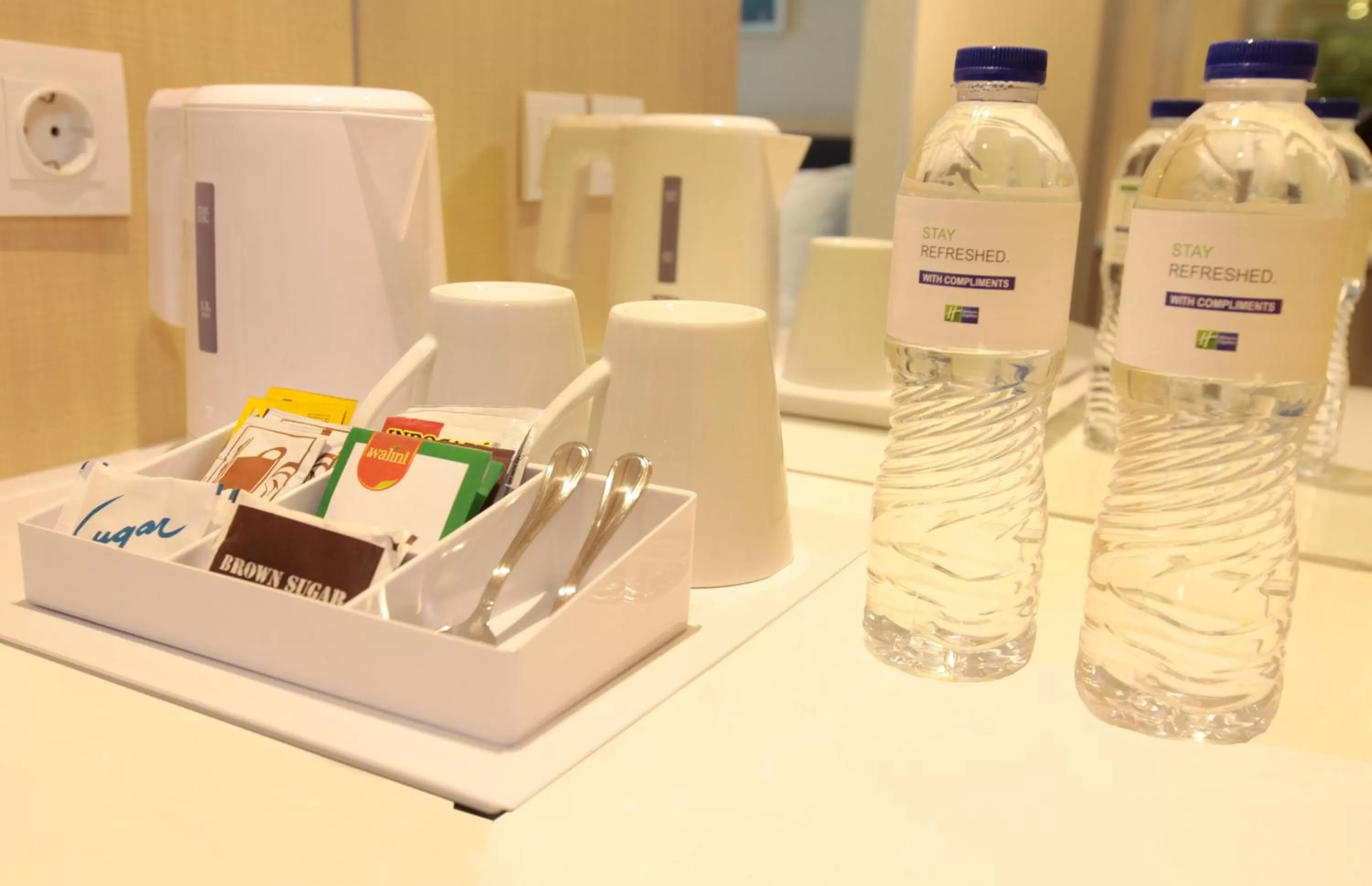 Photo of the whole room in Holiday Inn Express Jakarta International Expo by IHG