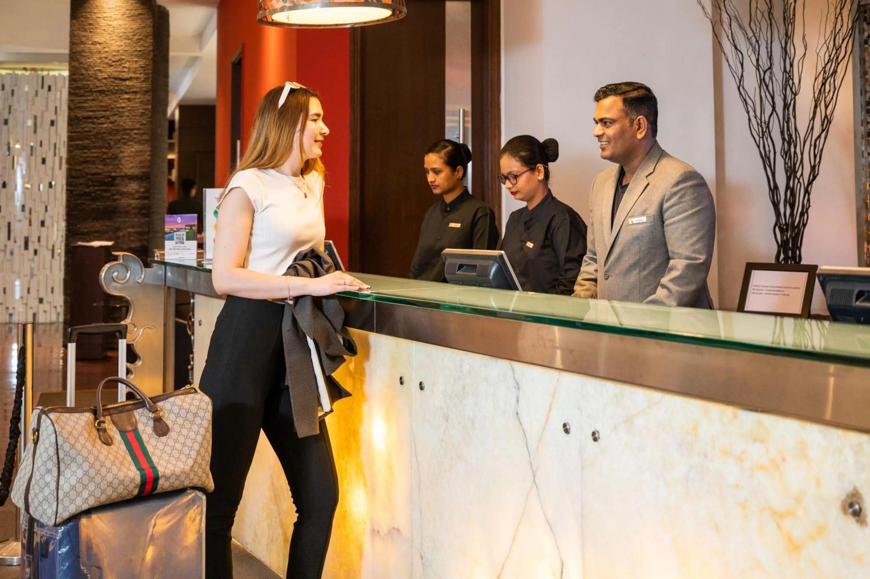 Restaurant/places to eat in O Hotel Pune