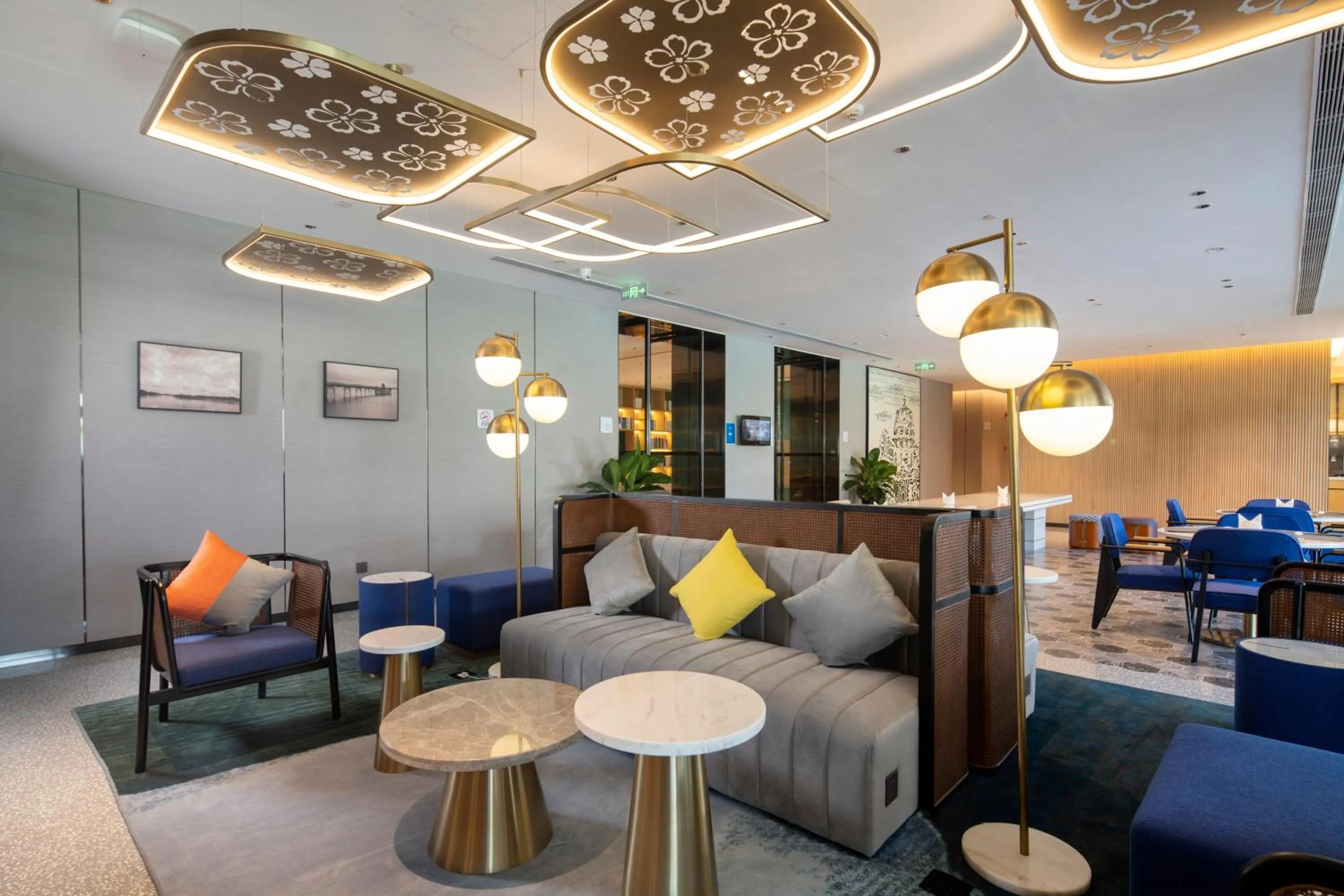 Seating area in Hilton Garden Inn Changchun Economic Development Zone