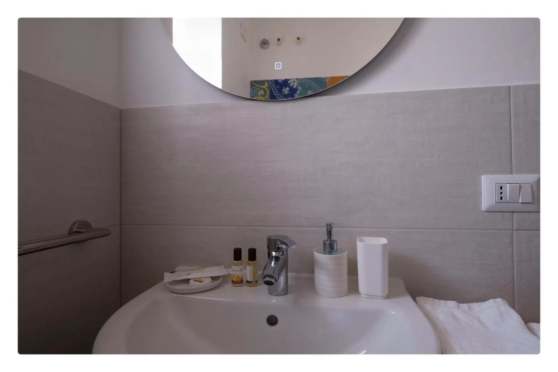 Bathroom in Morfeo Charming Rooms & Relax