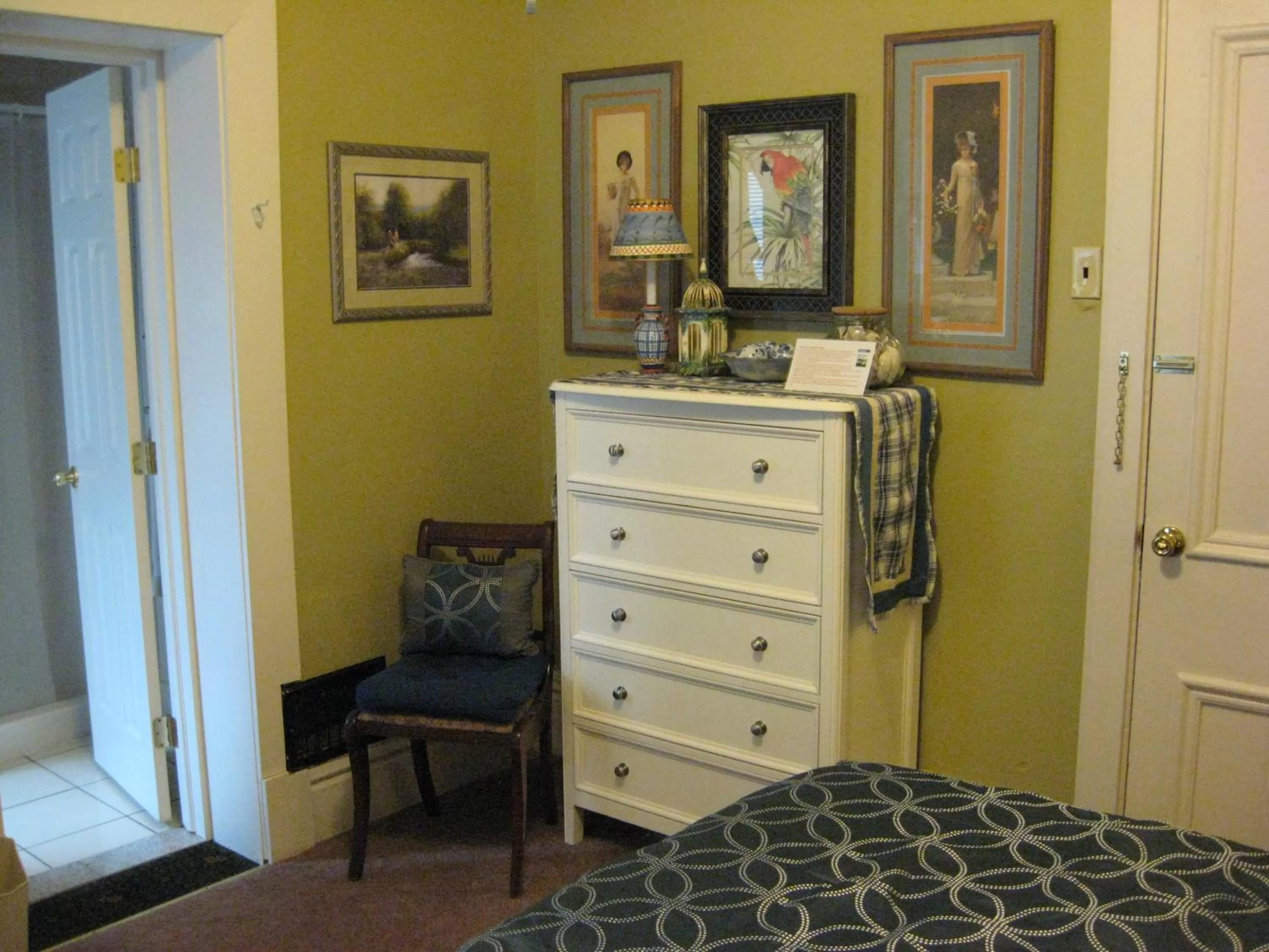 Bedroom, Bed in Bayberry House Bed and Breakfast