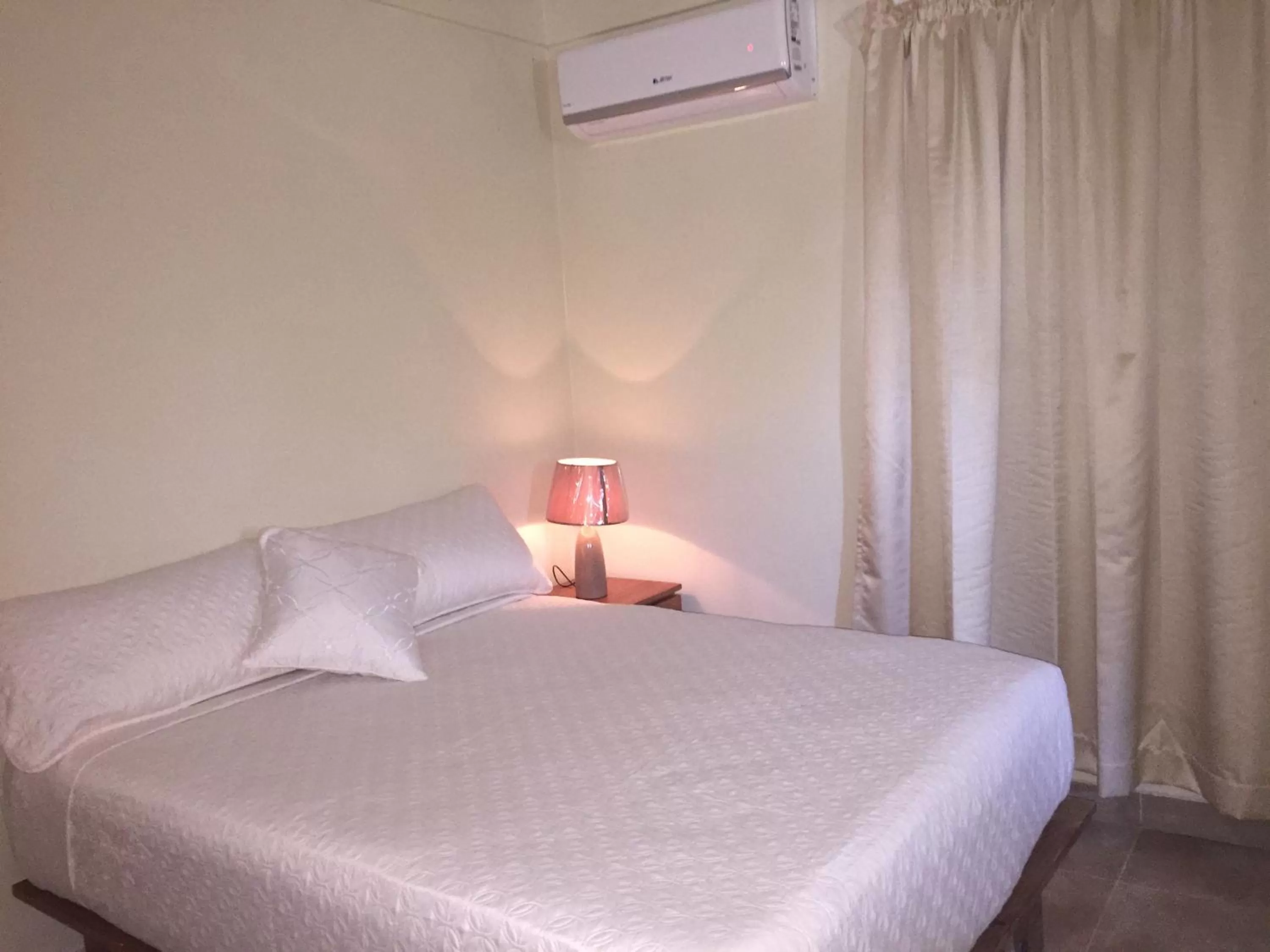 Bed in Hotel Yamilí