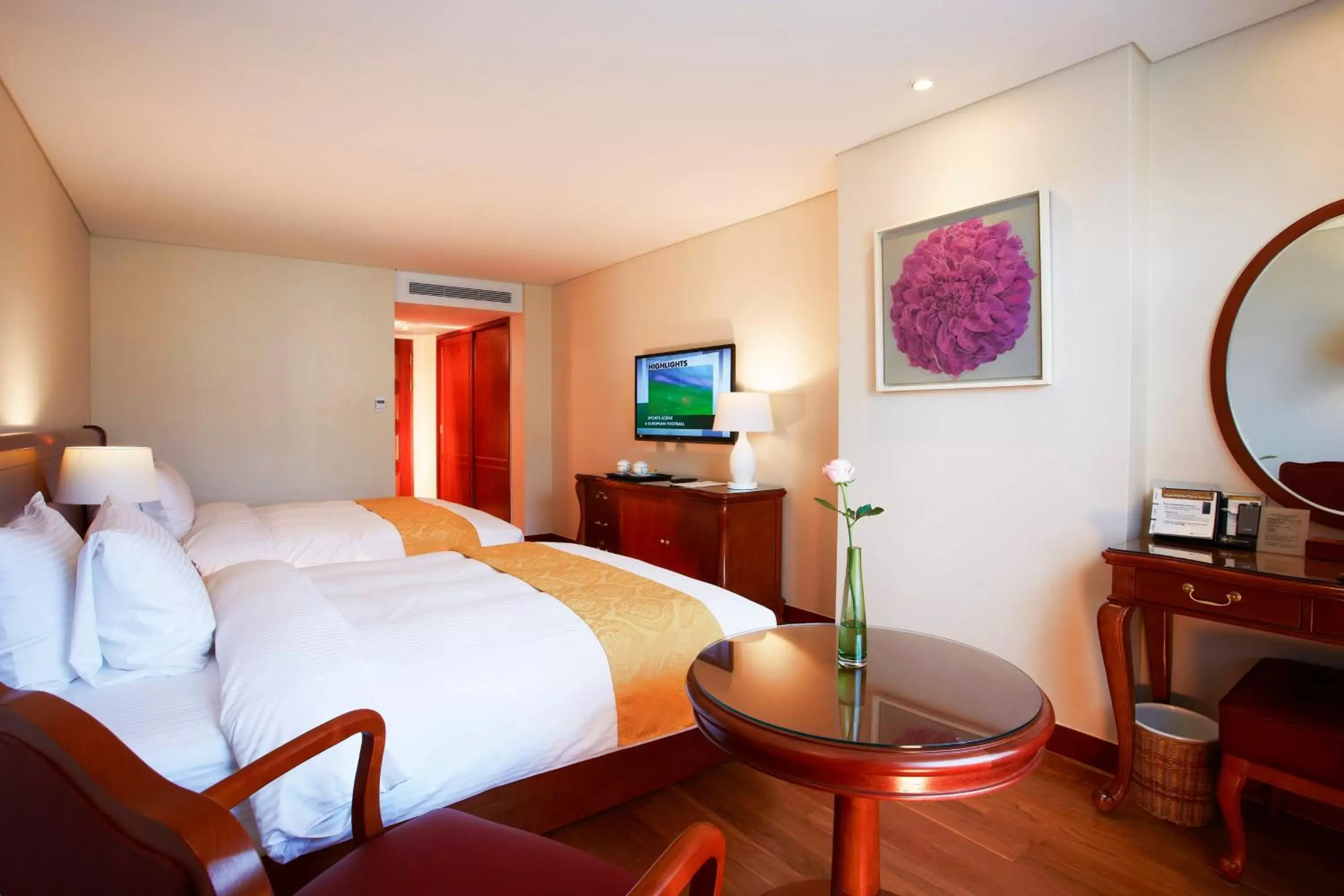 Deluxe Twin Room with Bath in Sejong Hotel Seoul Myeongdong Deluxe Twin Room with Bath in Sejong Hotel Seoul Myeongdong