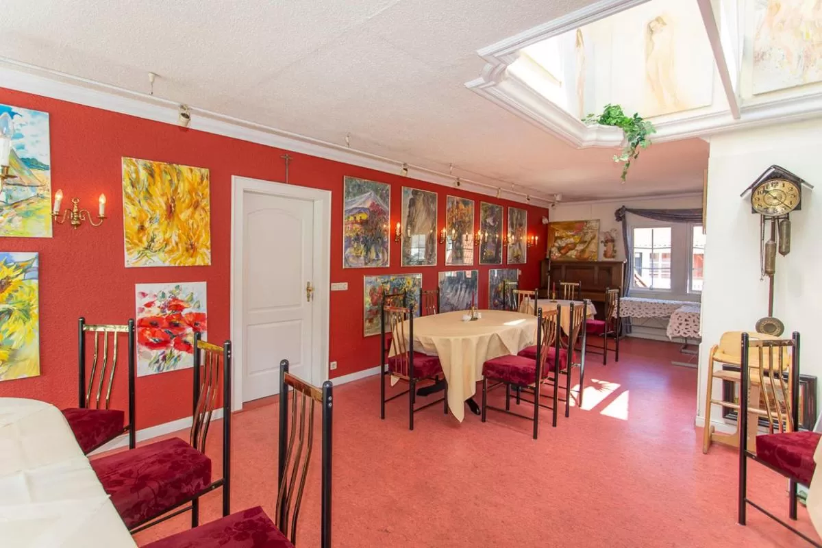 Restaurant/places to eat in Hotel Im Schwedischen Hof