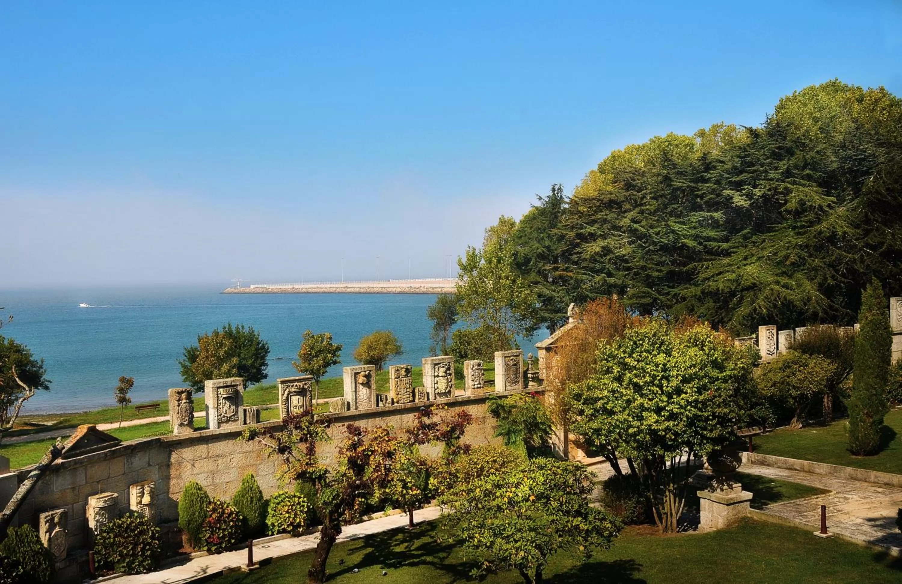 Garden in Pazo Los Escudos Hotel Spa & Resort