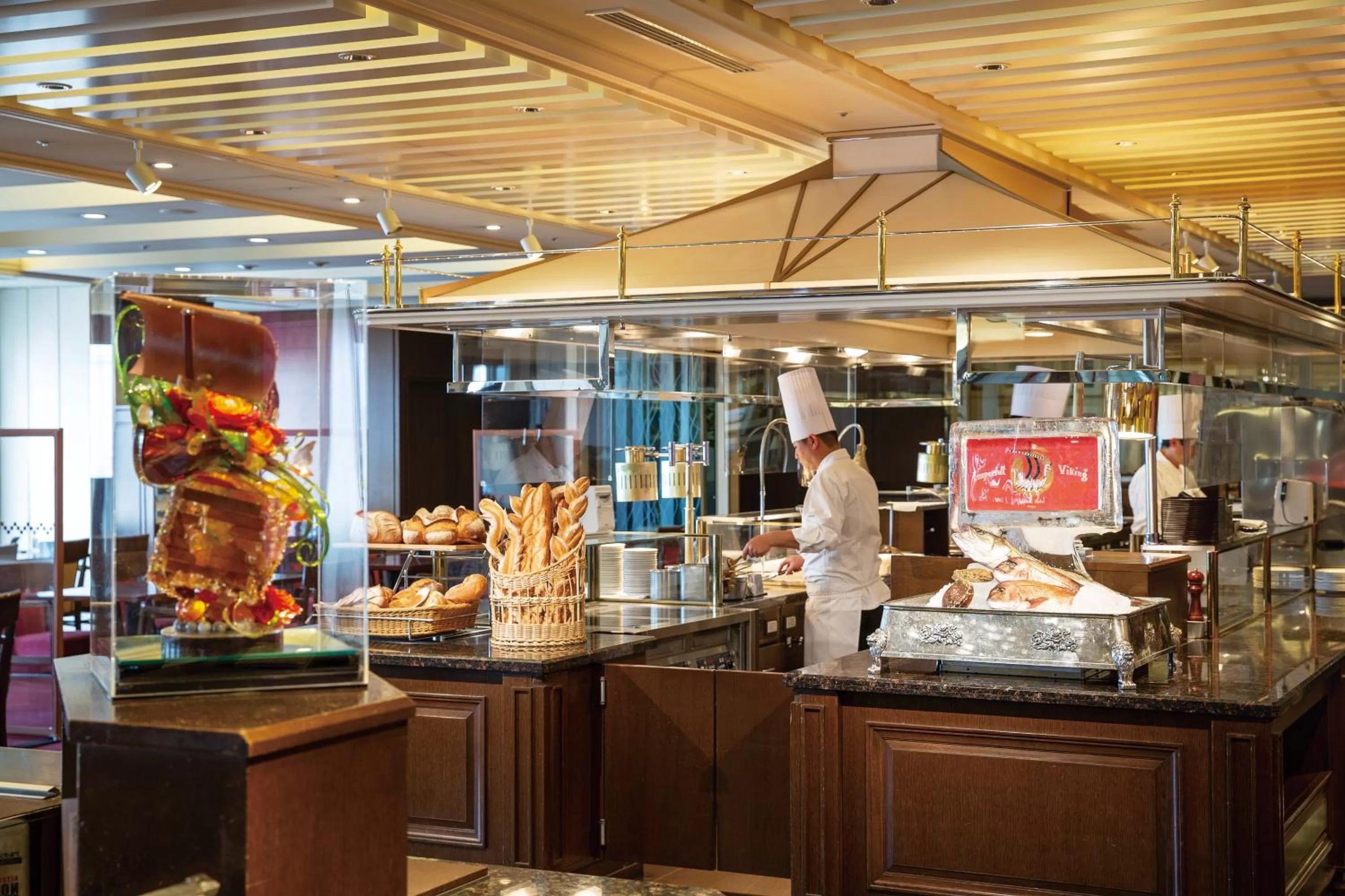 Restaurant/places to eat in Imperial Hotel Tokyo