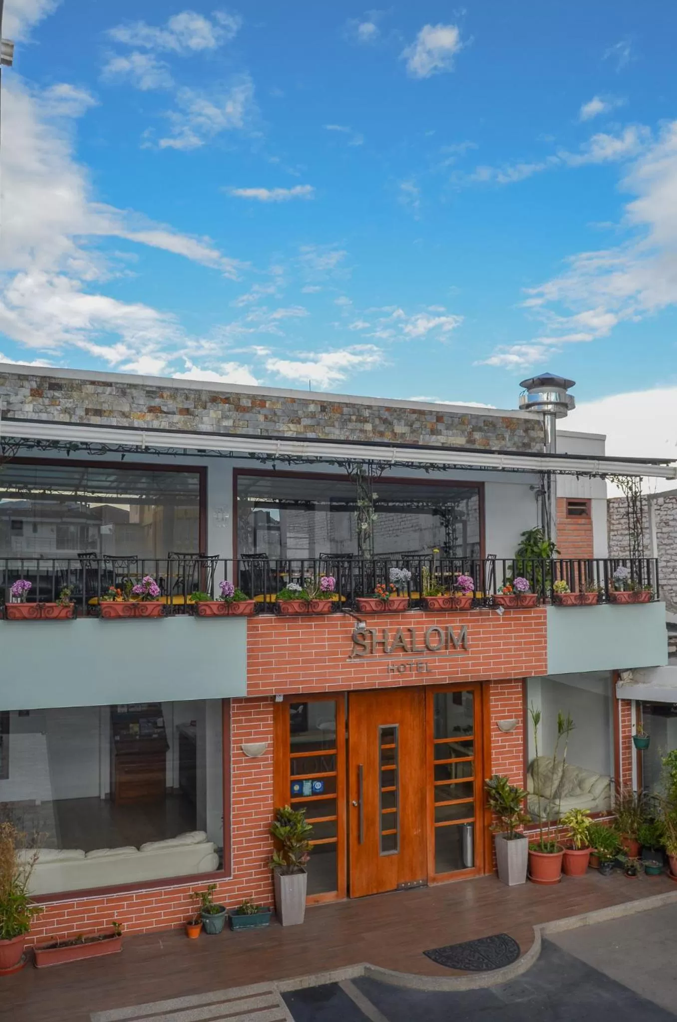 Facade/entrance, Property Building in Hotel Shalom