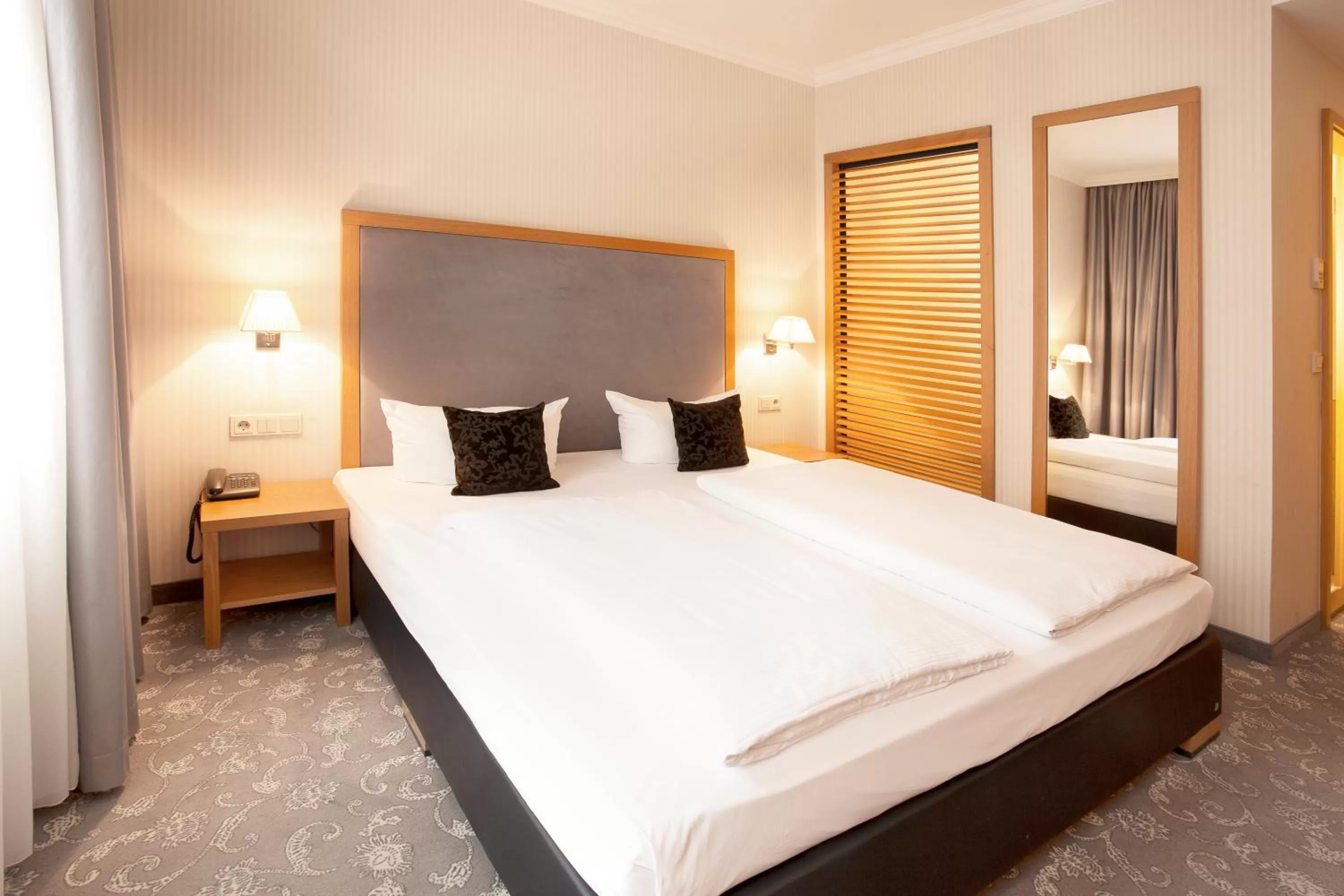 Photo of the whole room, Bed in TOWNHOUSE Hotel