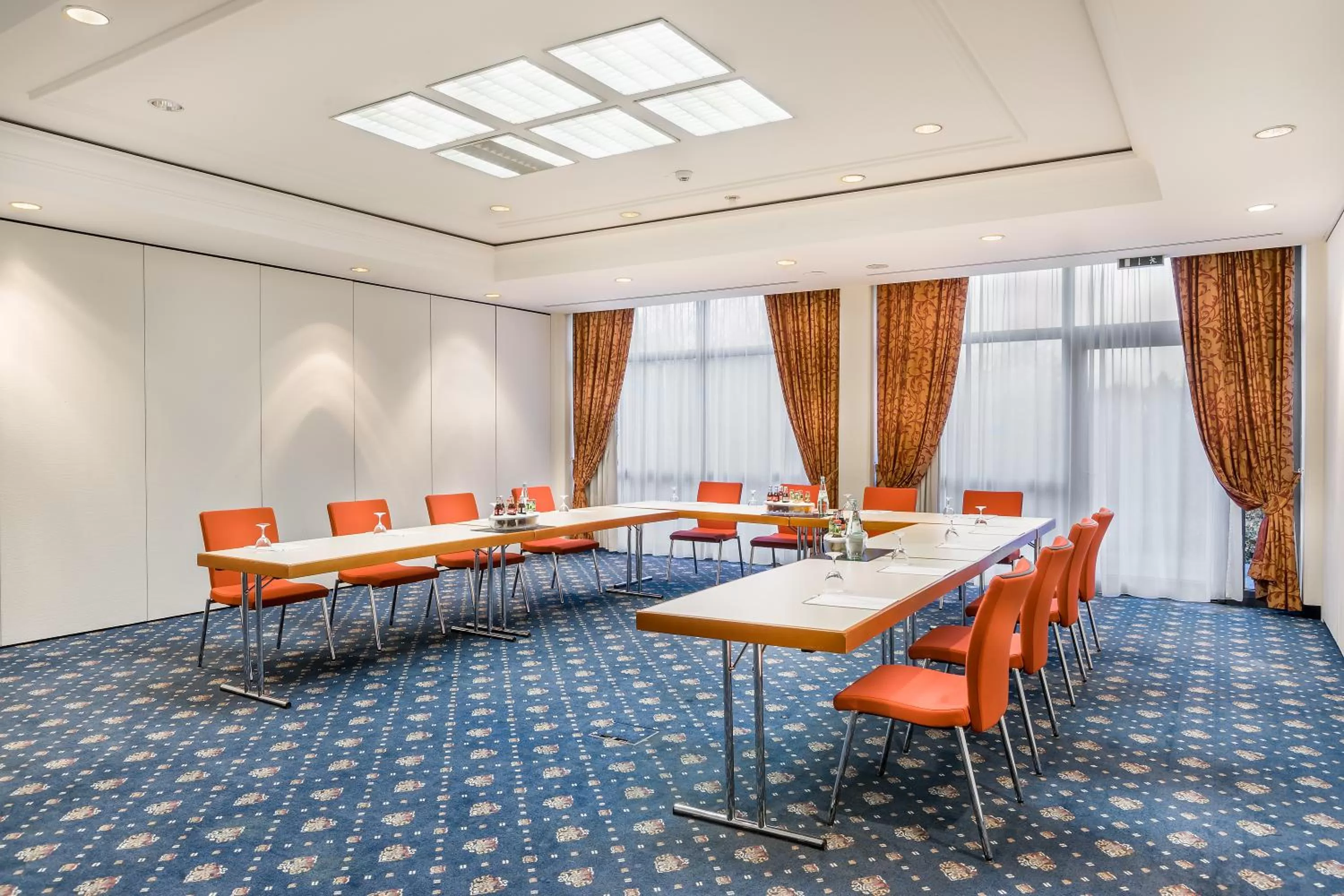 Meeting/conference room in Garner Hotel Rüsselsheim by IHG