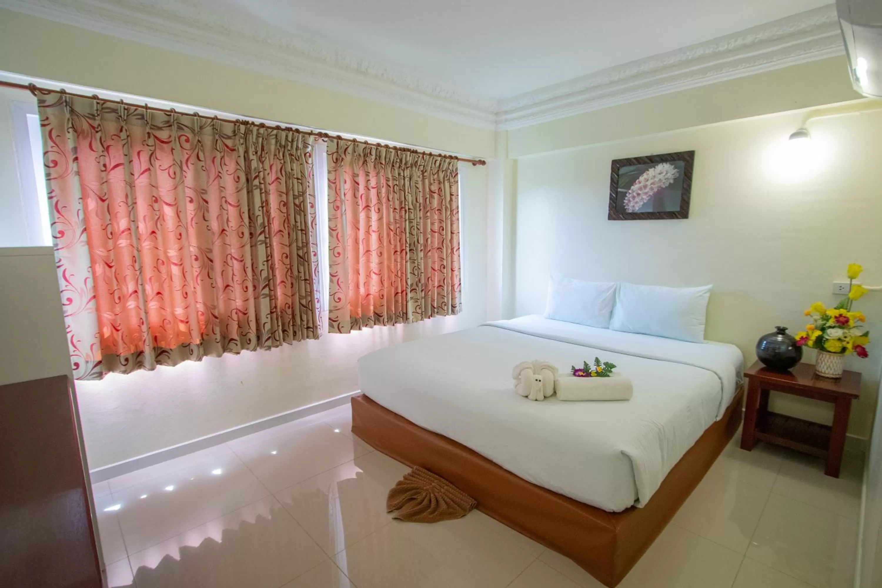 Photo of the whole room in Anchalee Resort