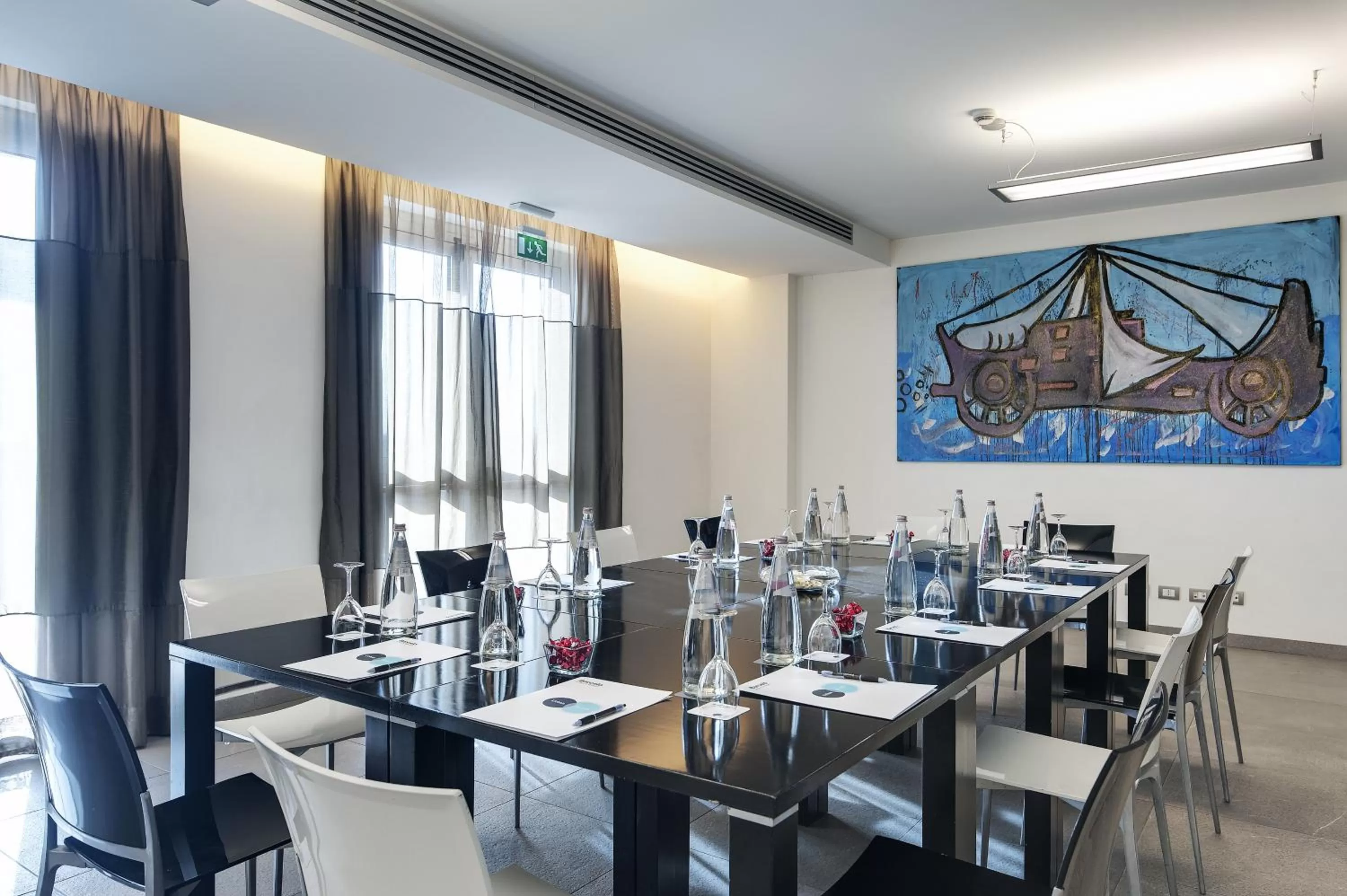 Business facilities in Smy Aran Blu Roma Mare