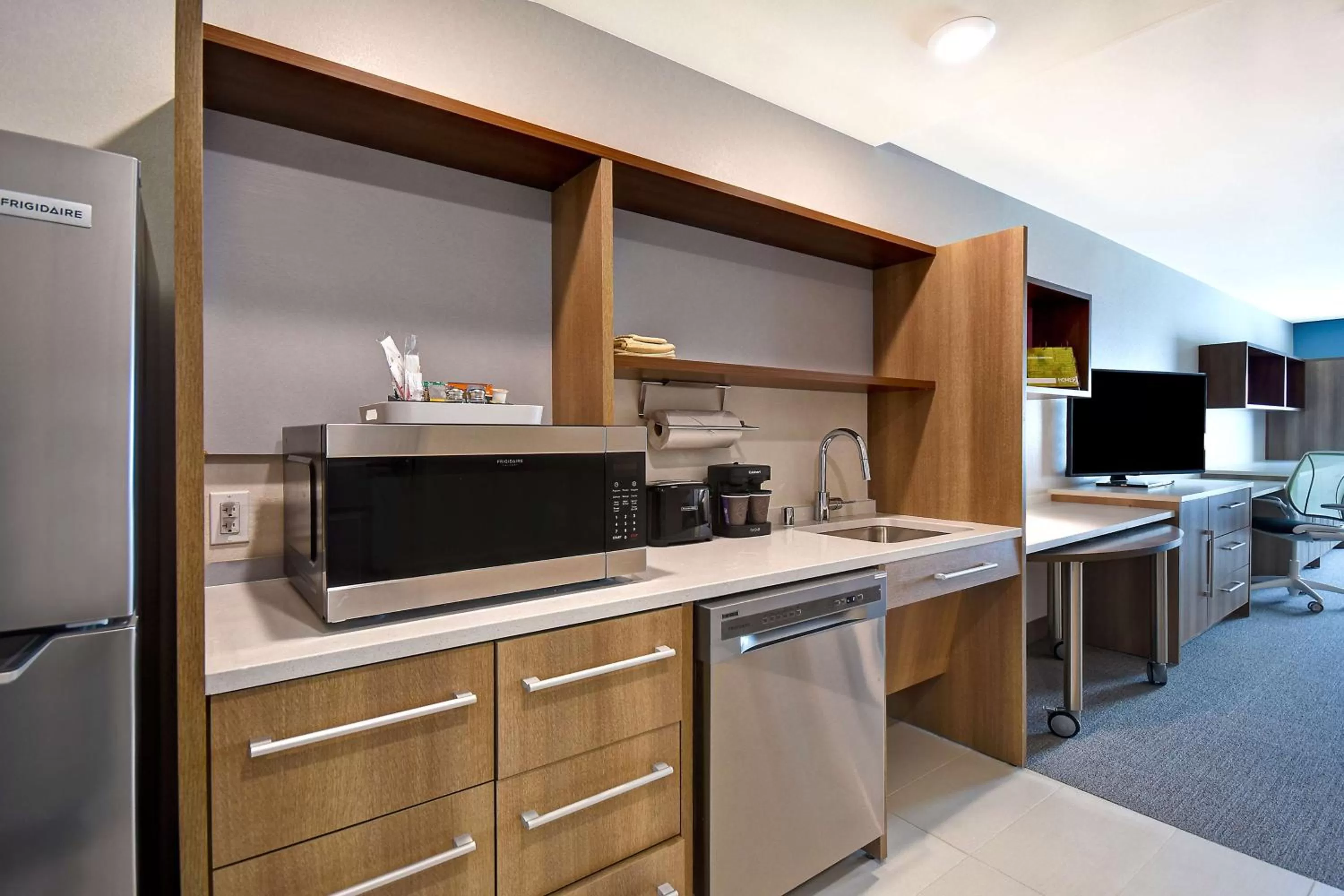 Kitchen or kitchenette in Home2 Suites by Hilton Las Vegas Convention Center - No Resort Fee