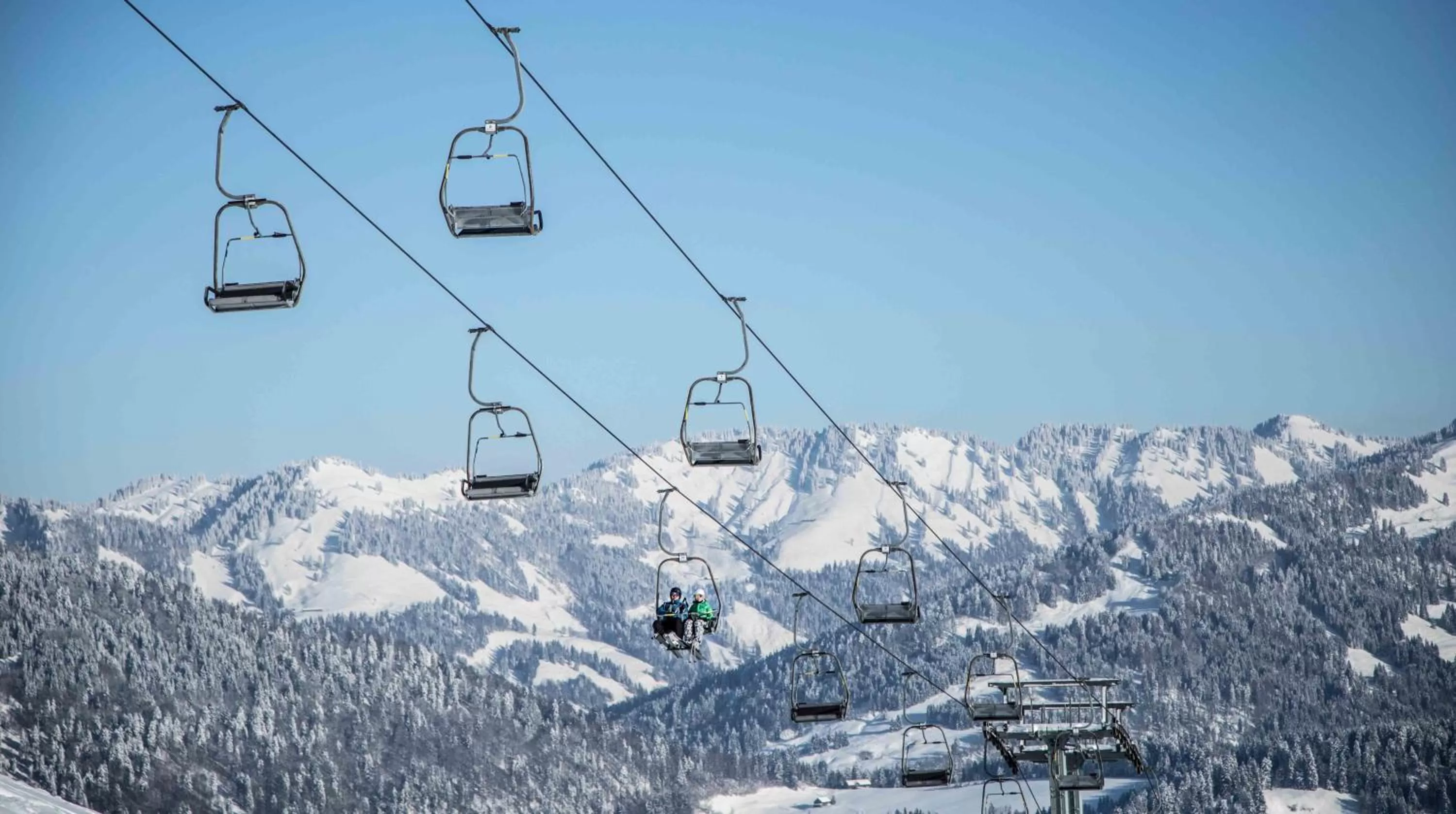 Skiing, Winter in St Hubertus BnB