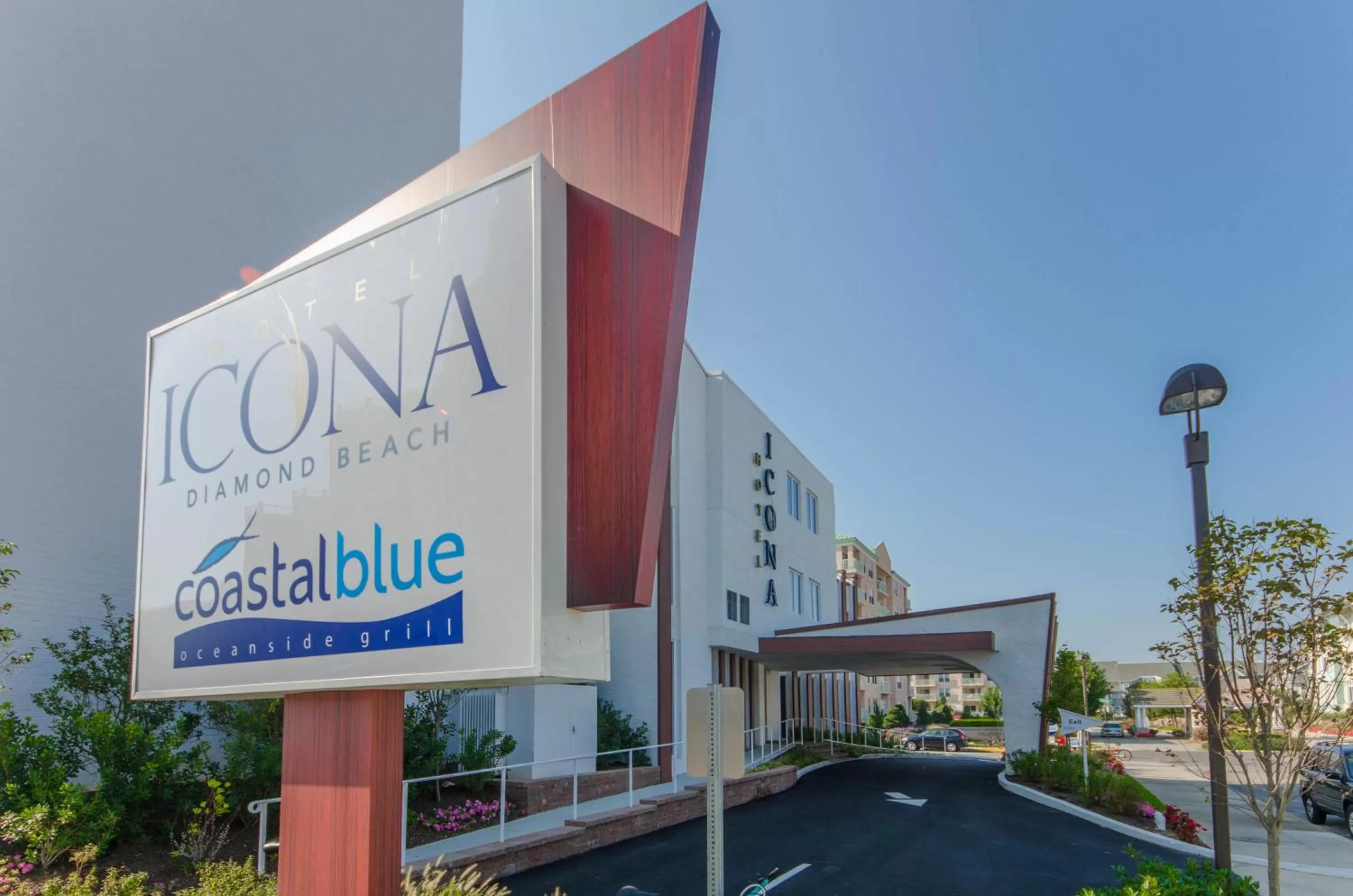 Property building in ICONA Diamond Beach