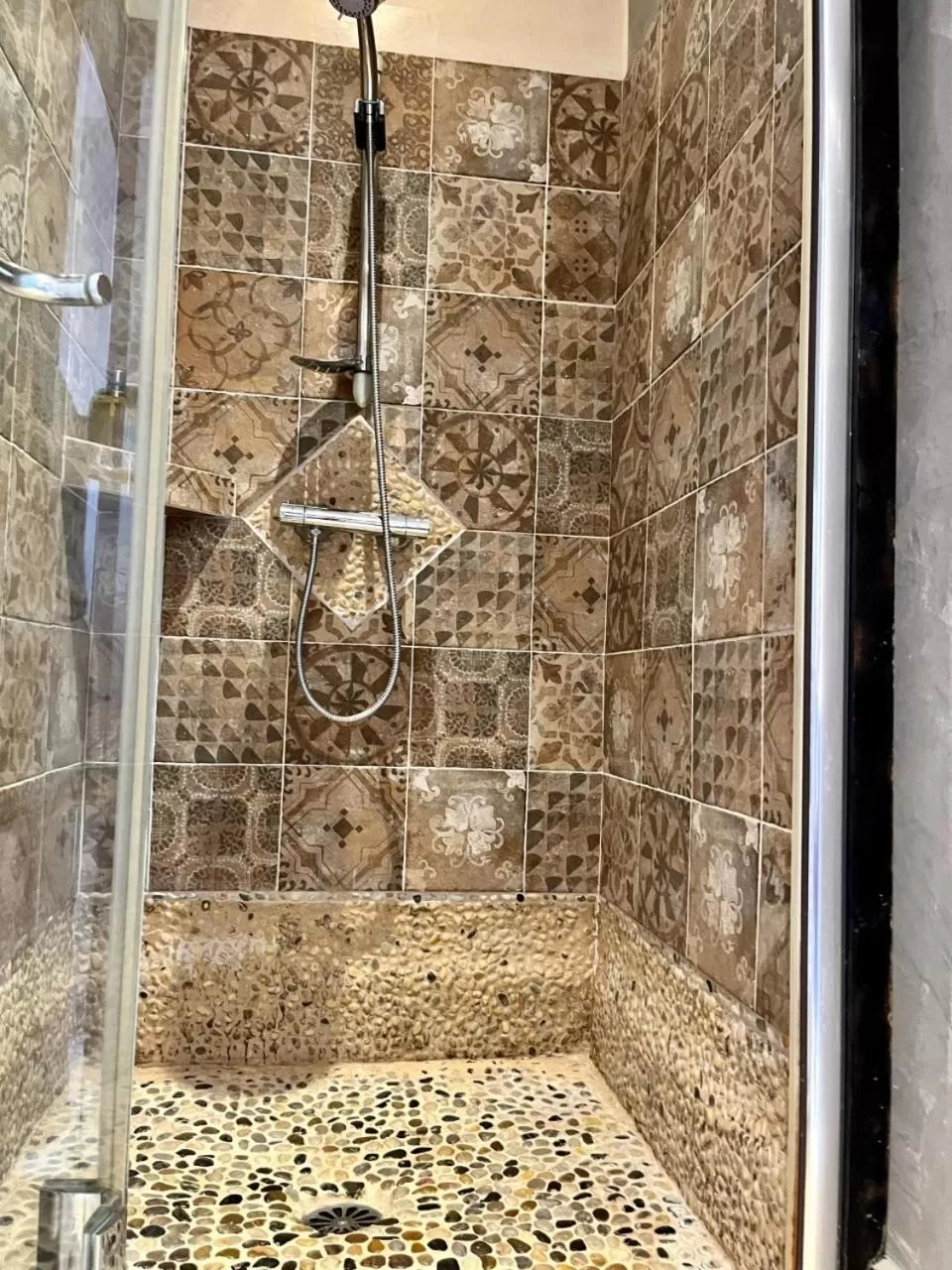 Bathroom in LA MAISON DE JUSTINE