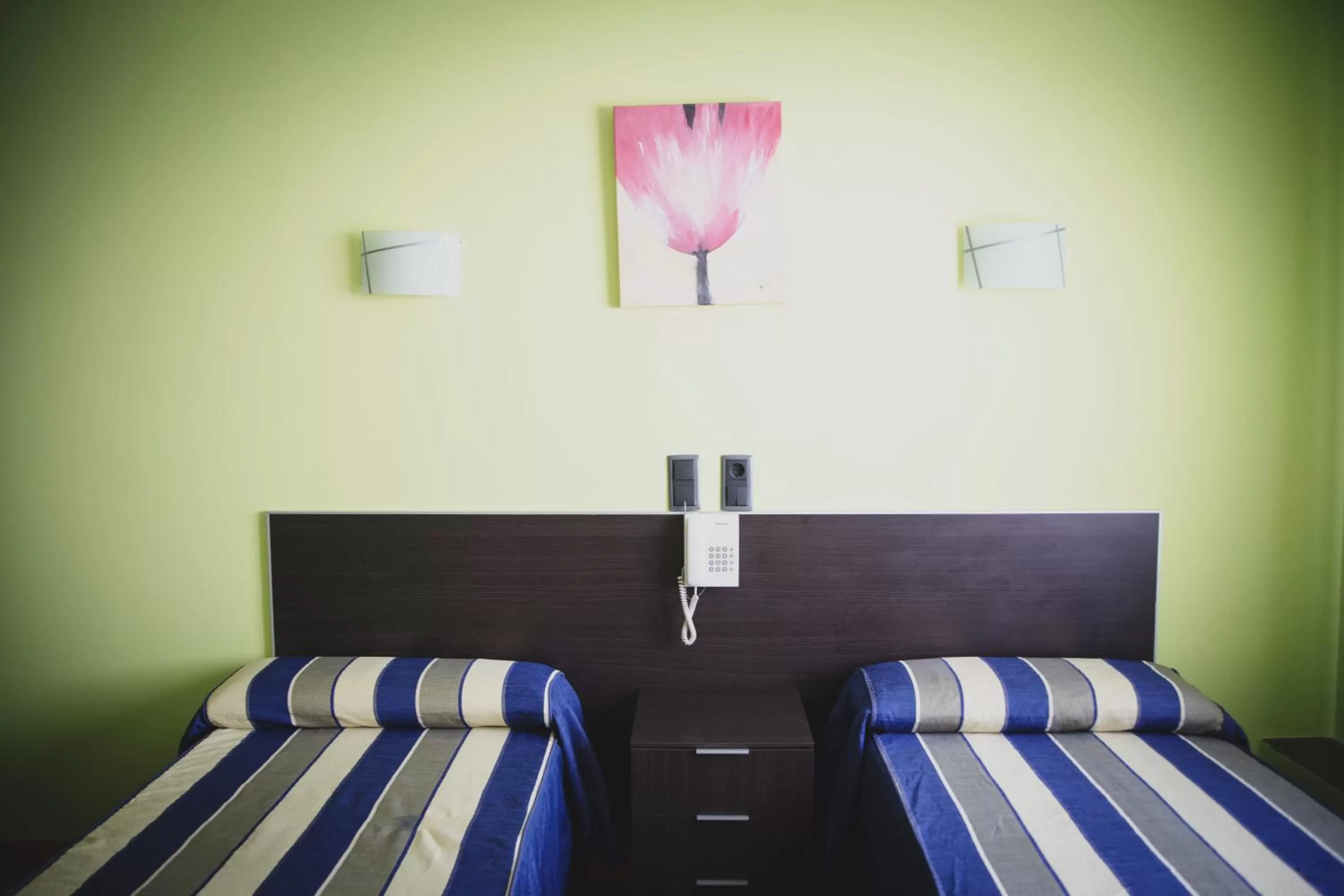 Photo of the whole room in Hotel La Bodega