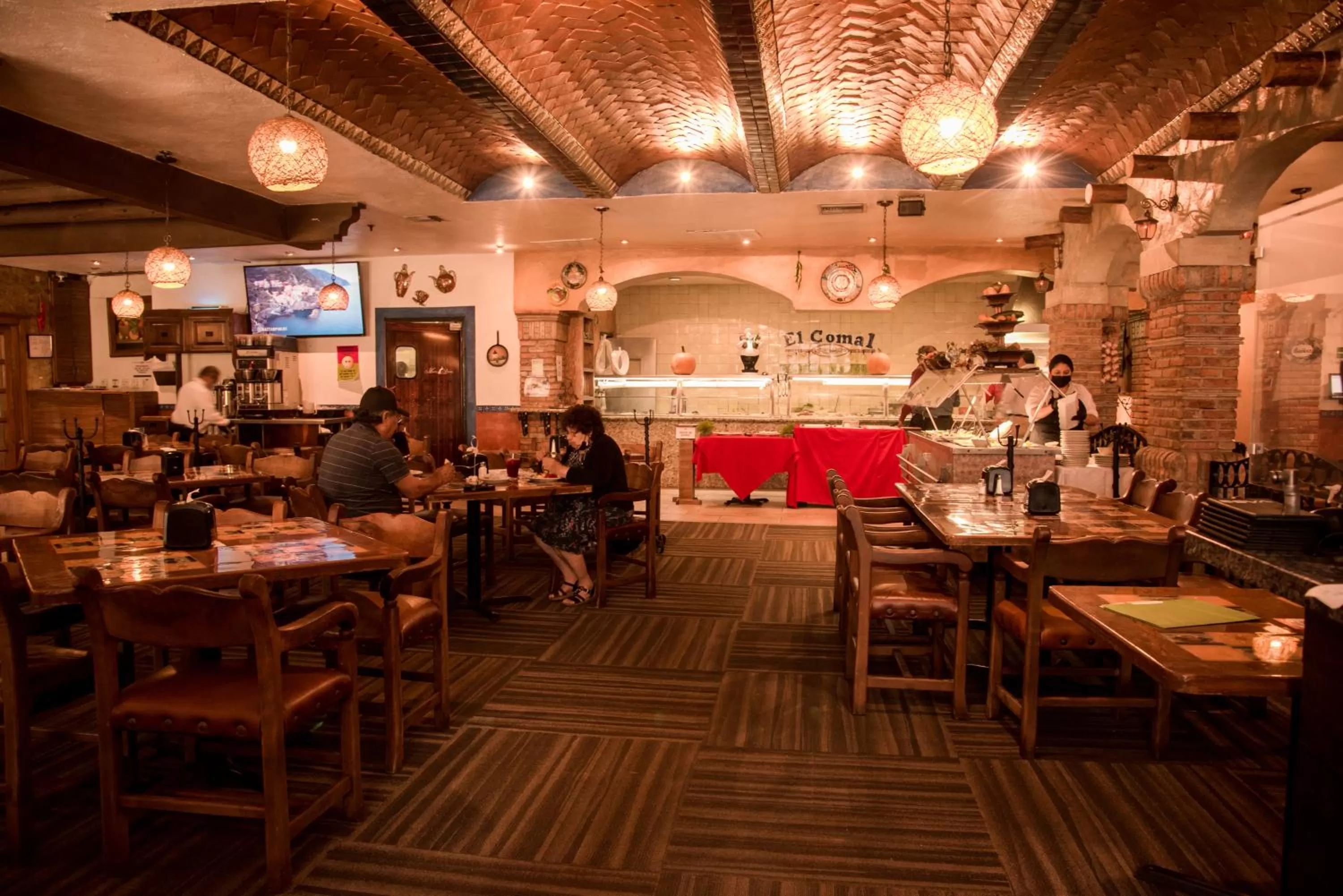 Restaurant/places to eat in Business Hotel & Suites María Bonita