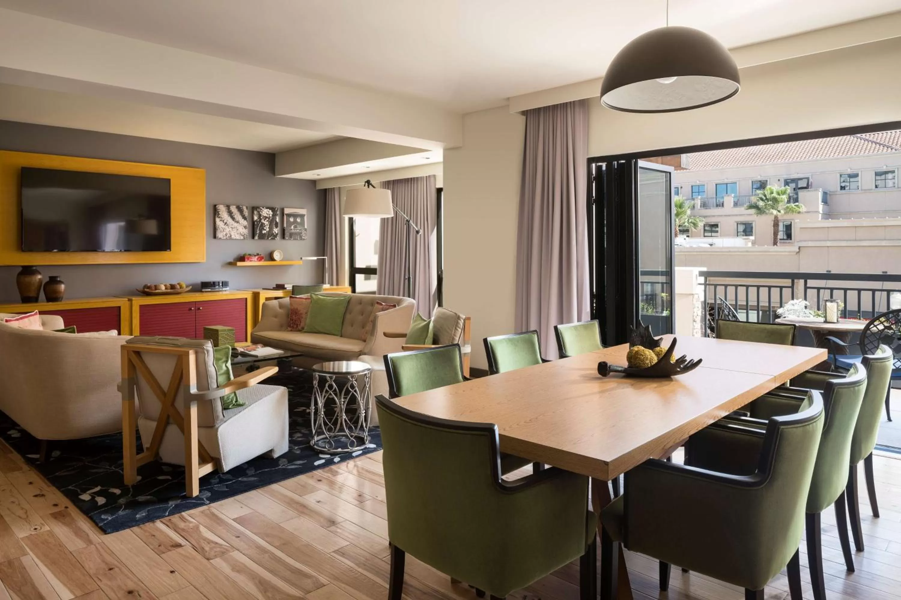 Photo of the whole room in Andaz Napa, By Hyatt