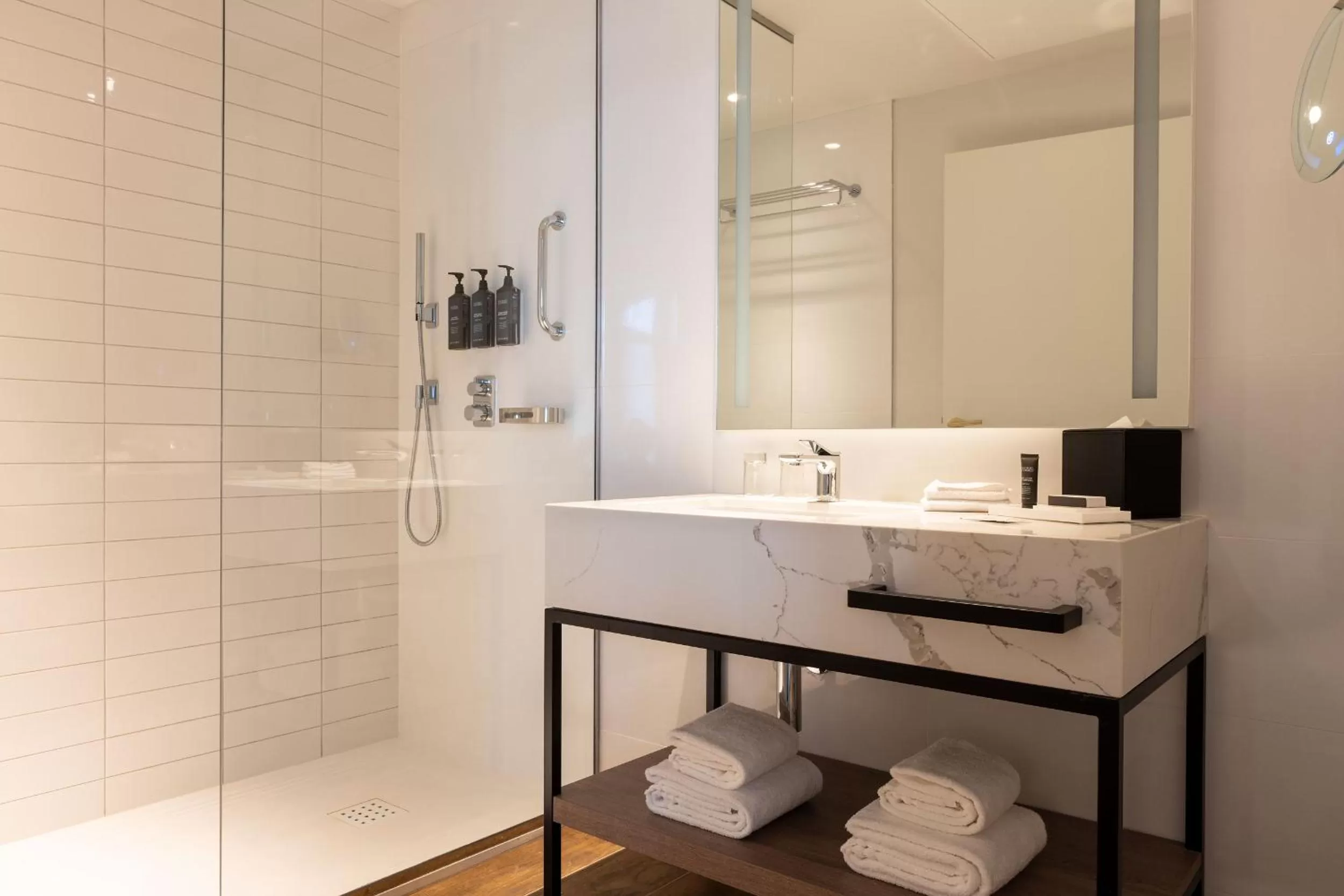 Bathroom in Sheraton Nice