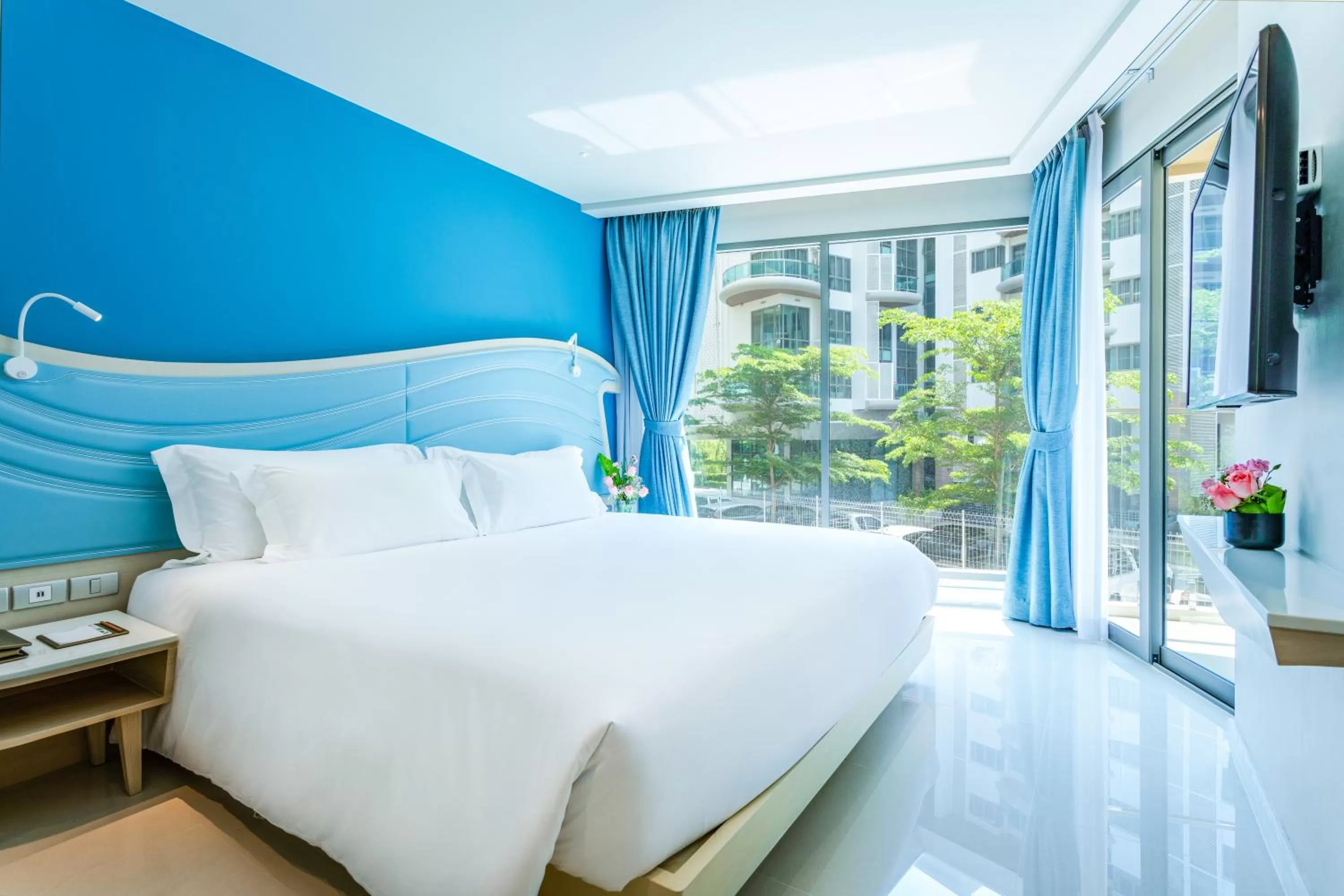 Bed in Centara Sonrisa Residences & Suites Sriracha